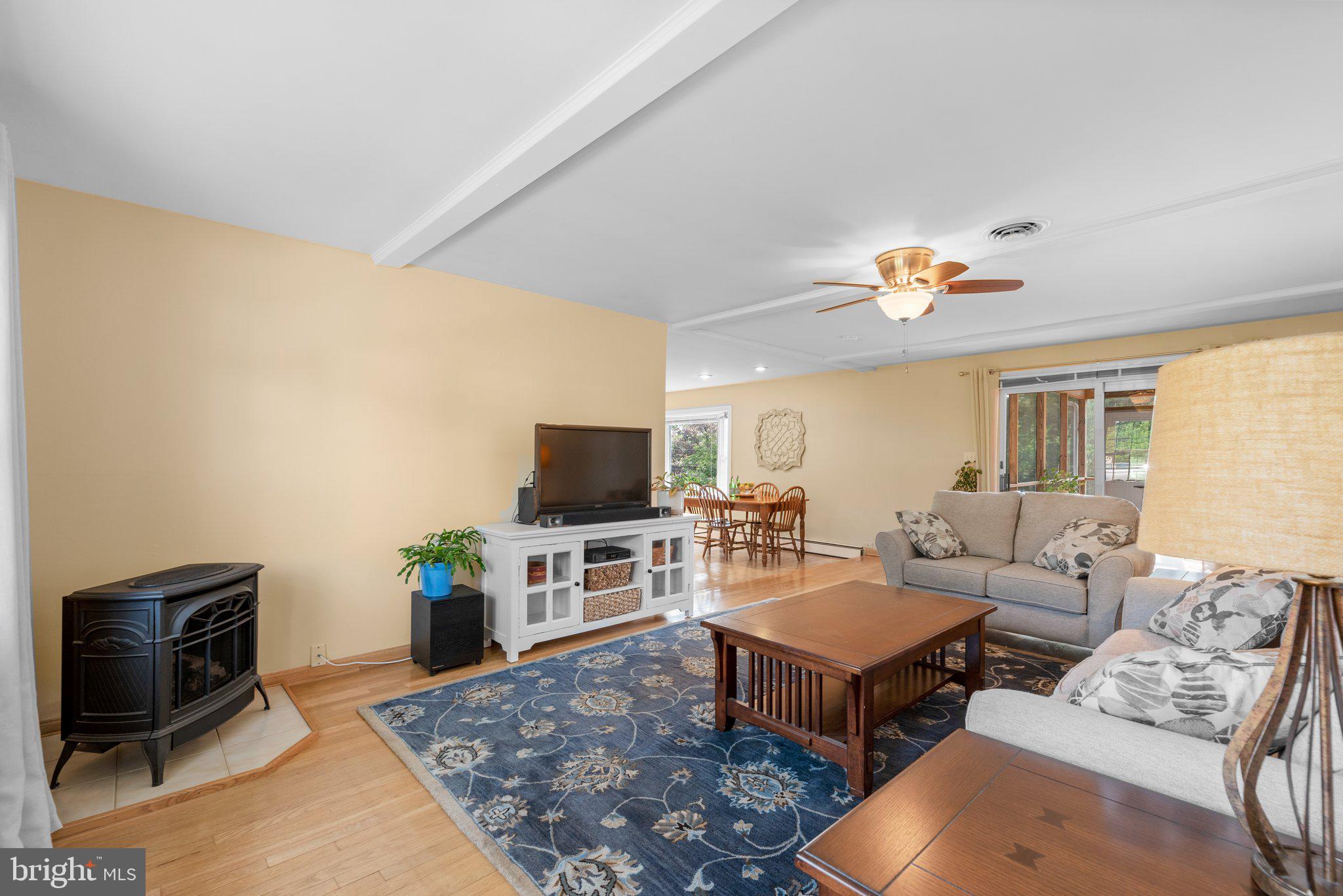 VALLEY MEADE - Residential