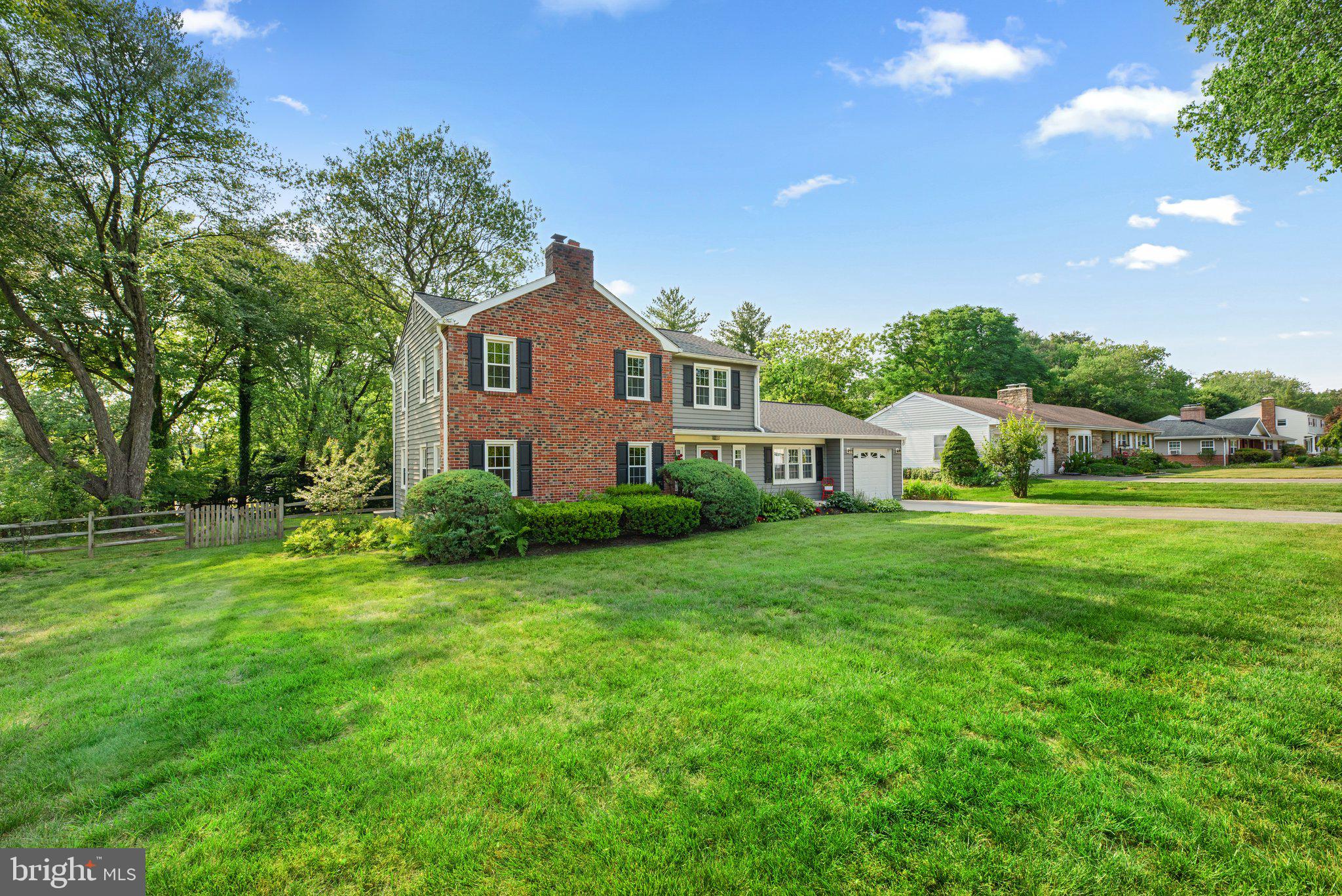 VALLEY MEADE - Residential