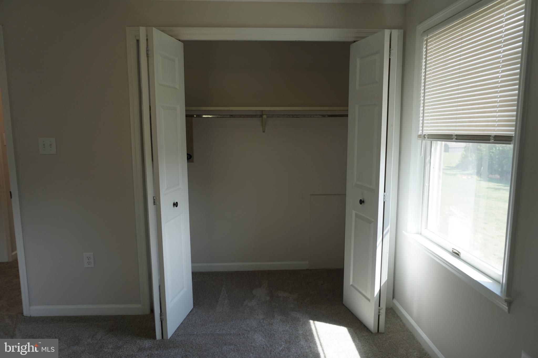 APPLE GLEN - Residential