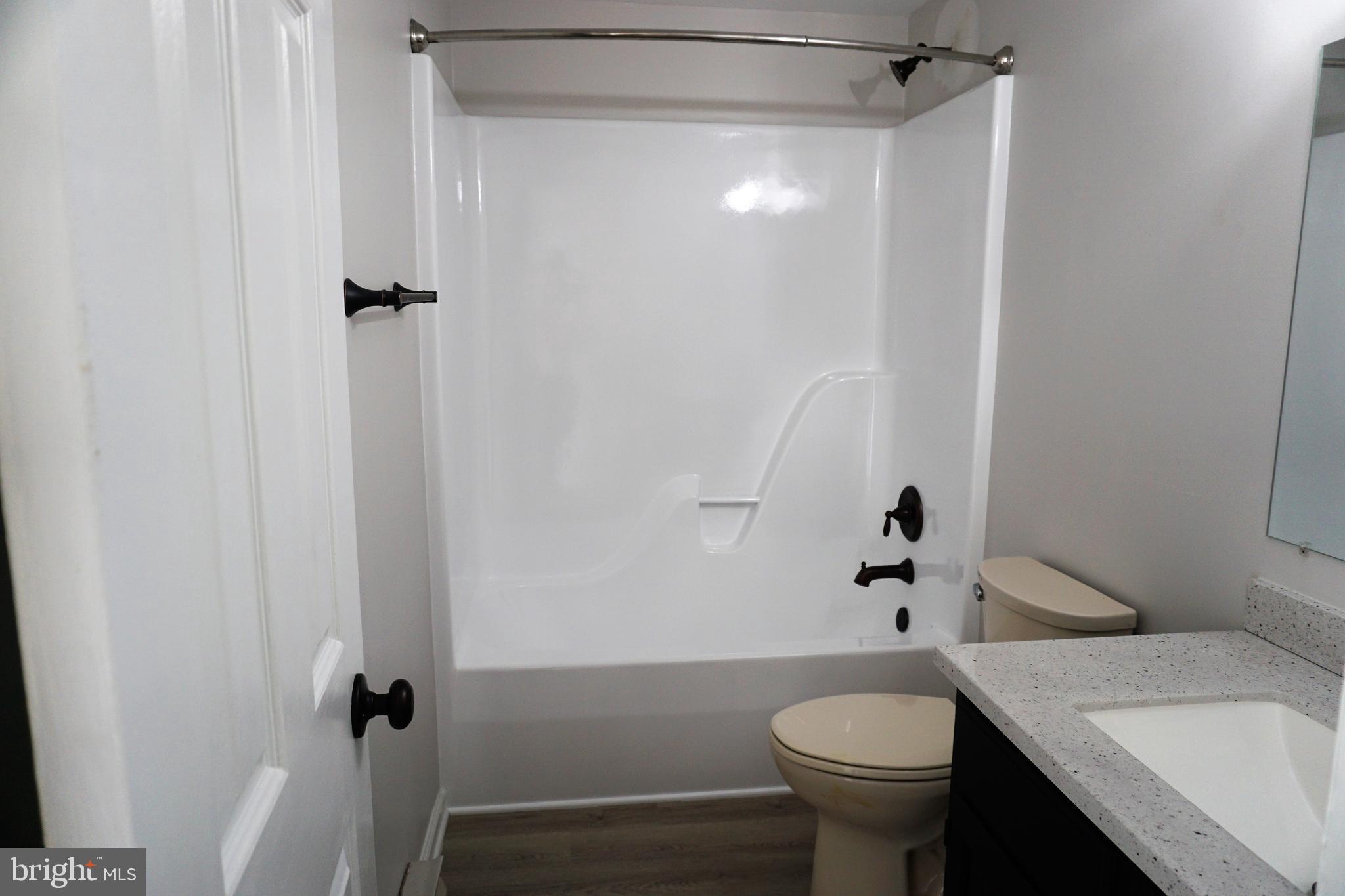 APPLE GLEN - Residential