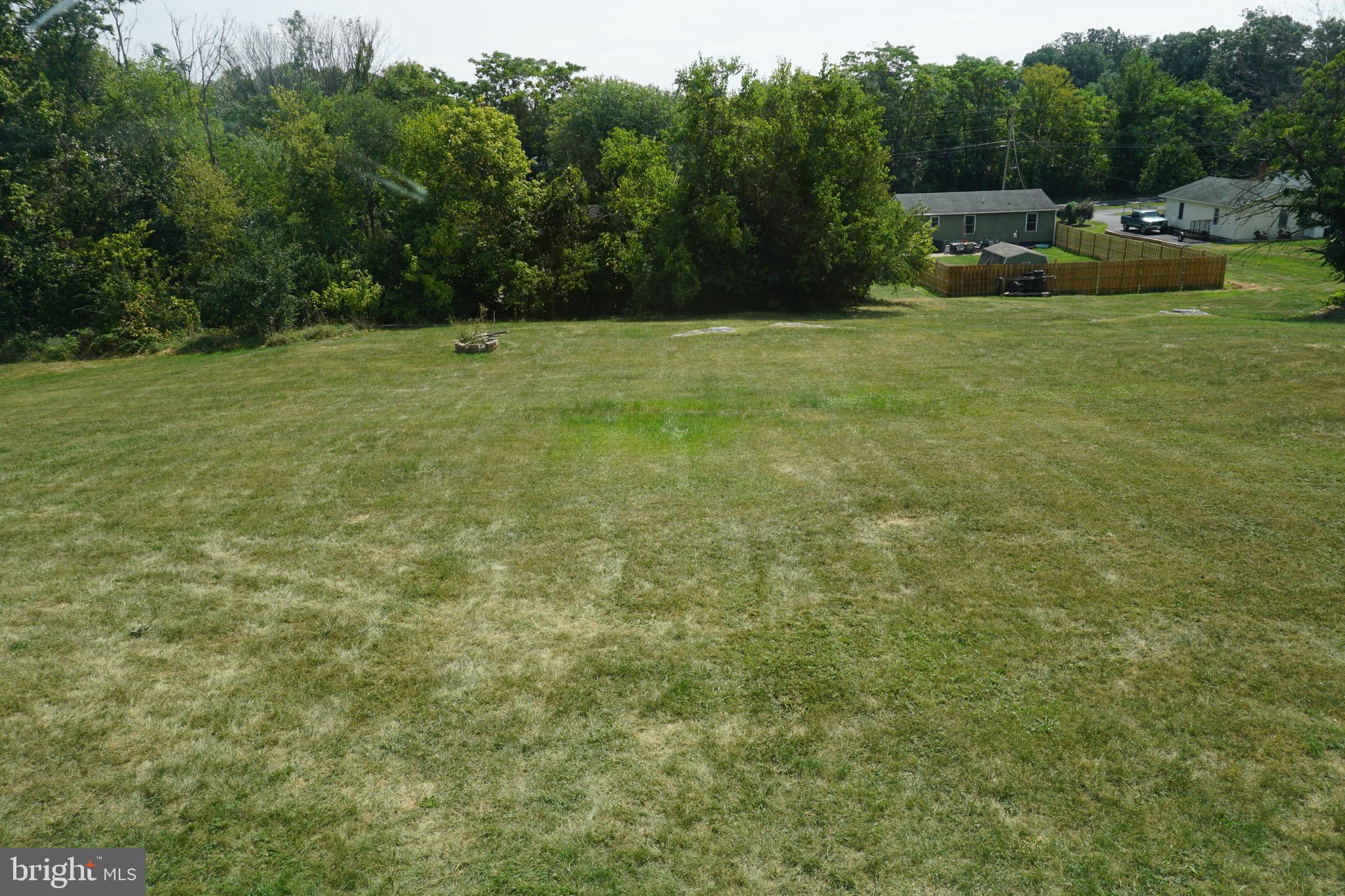 APPLE GLEN - Residential