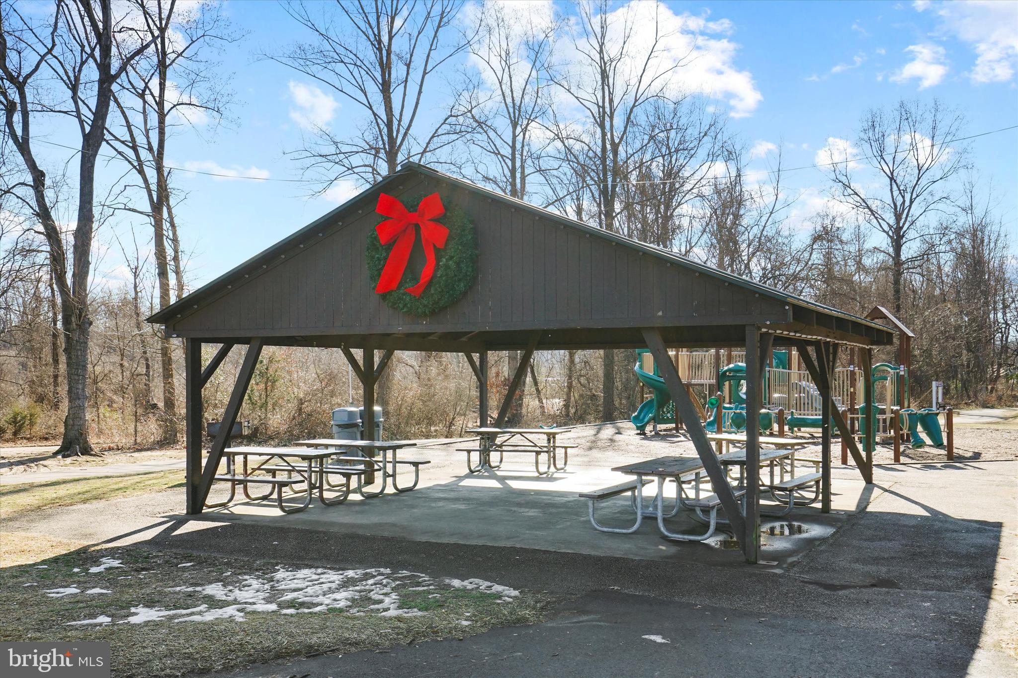 RIPPON LANDING - Residential