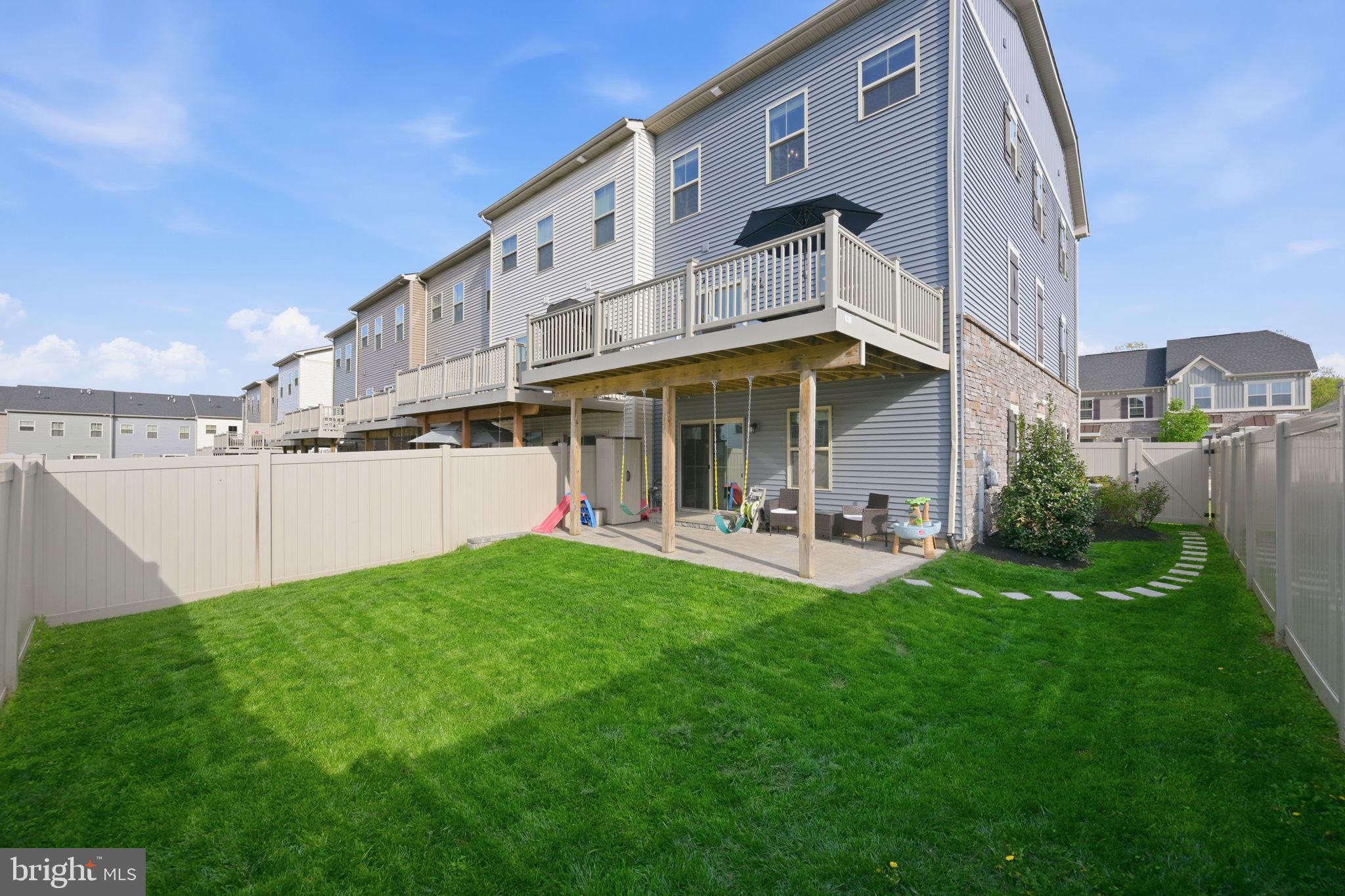 LAKE LINGANORE OAKDALE - Residential