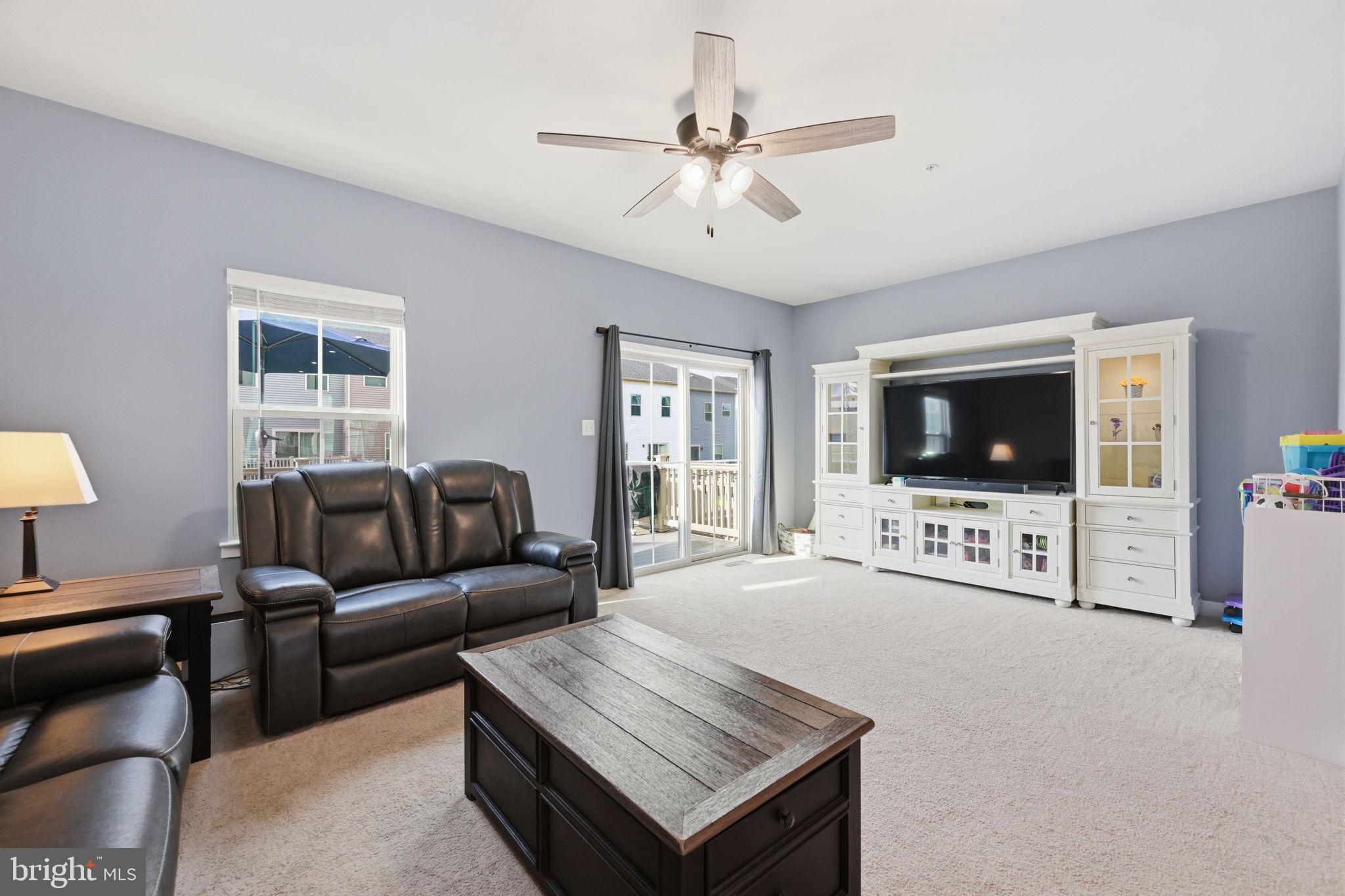 LAKE LINGANORE OAKDALE - Residential