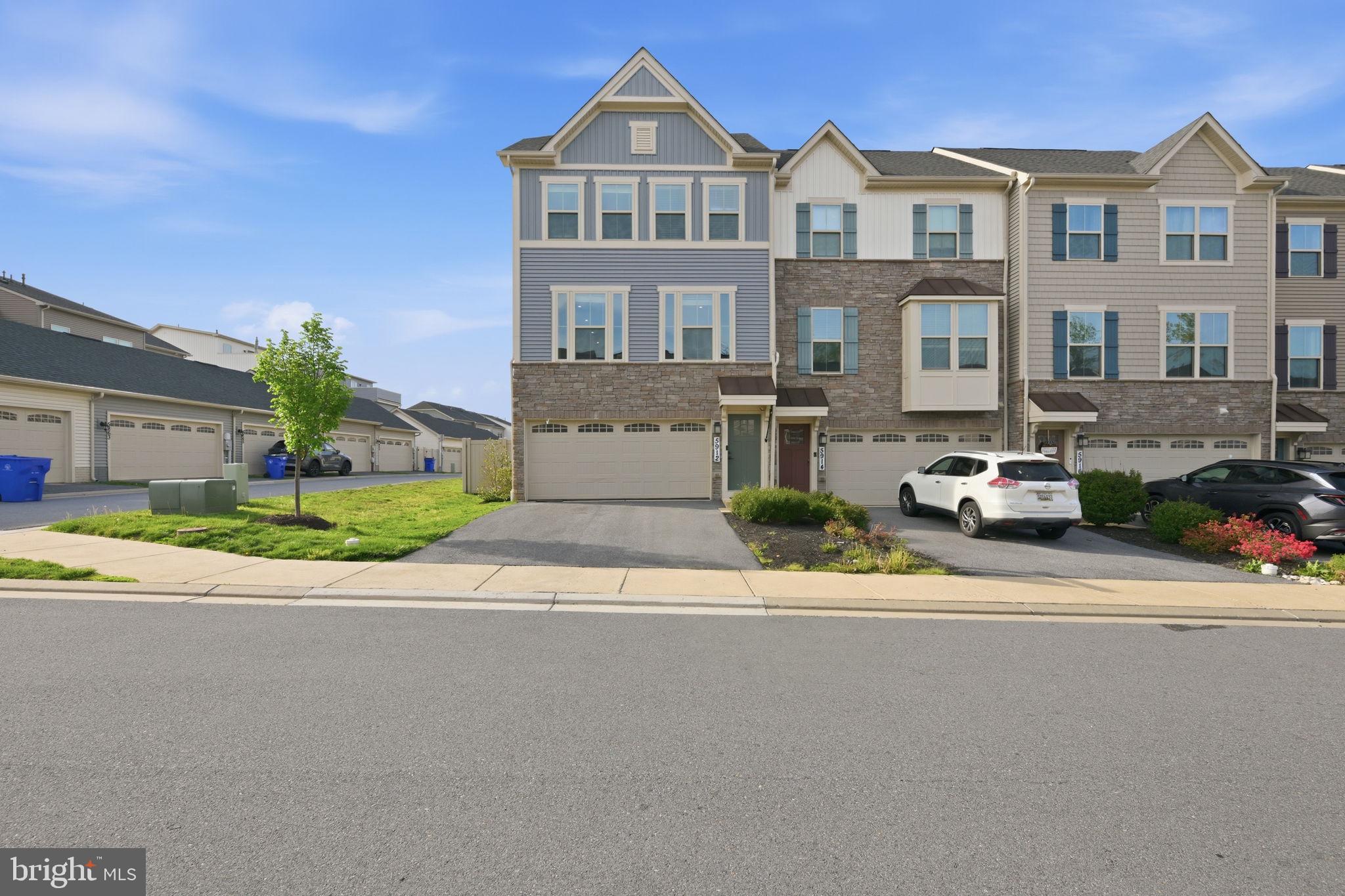 LAKE LINGANORE OAKDALE - Residential