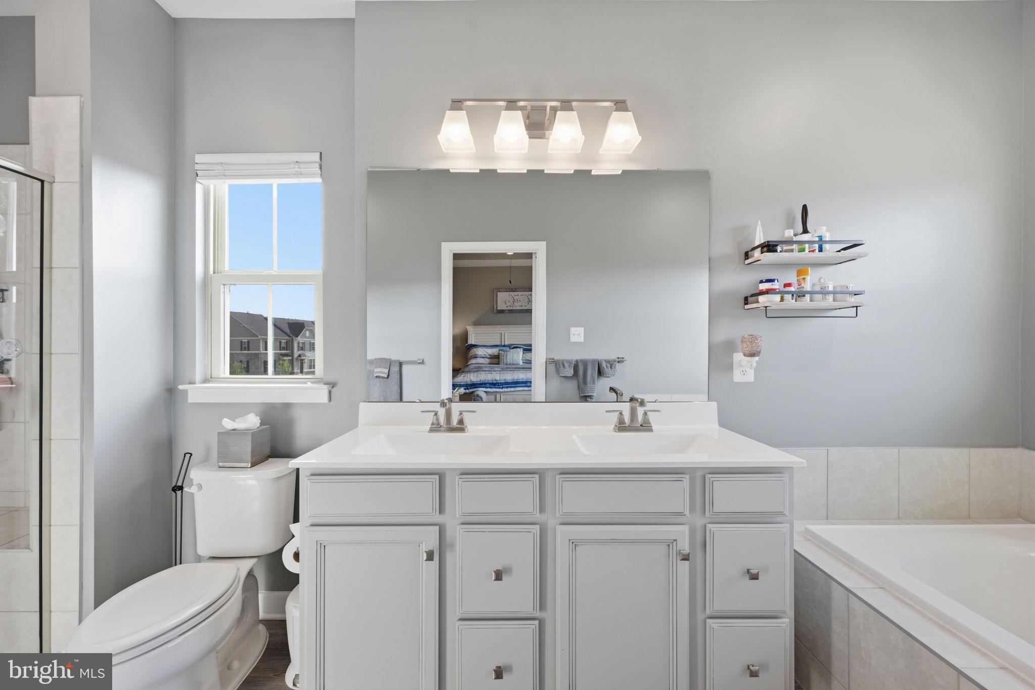 LAKE LINGANORE OAKDALE - Residential