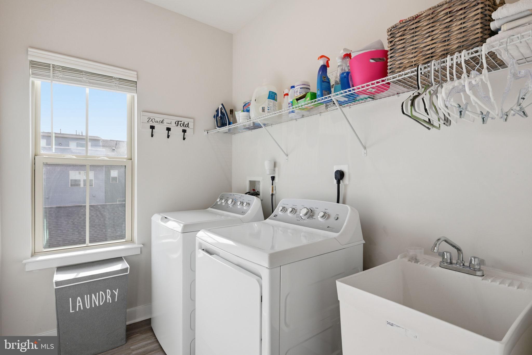 LAKE LINGANORE OAKDALE - Residential