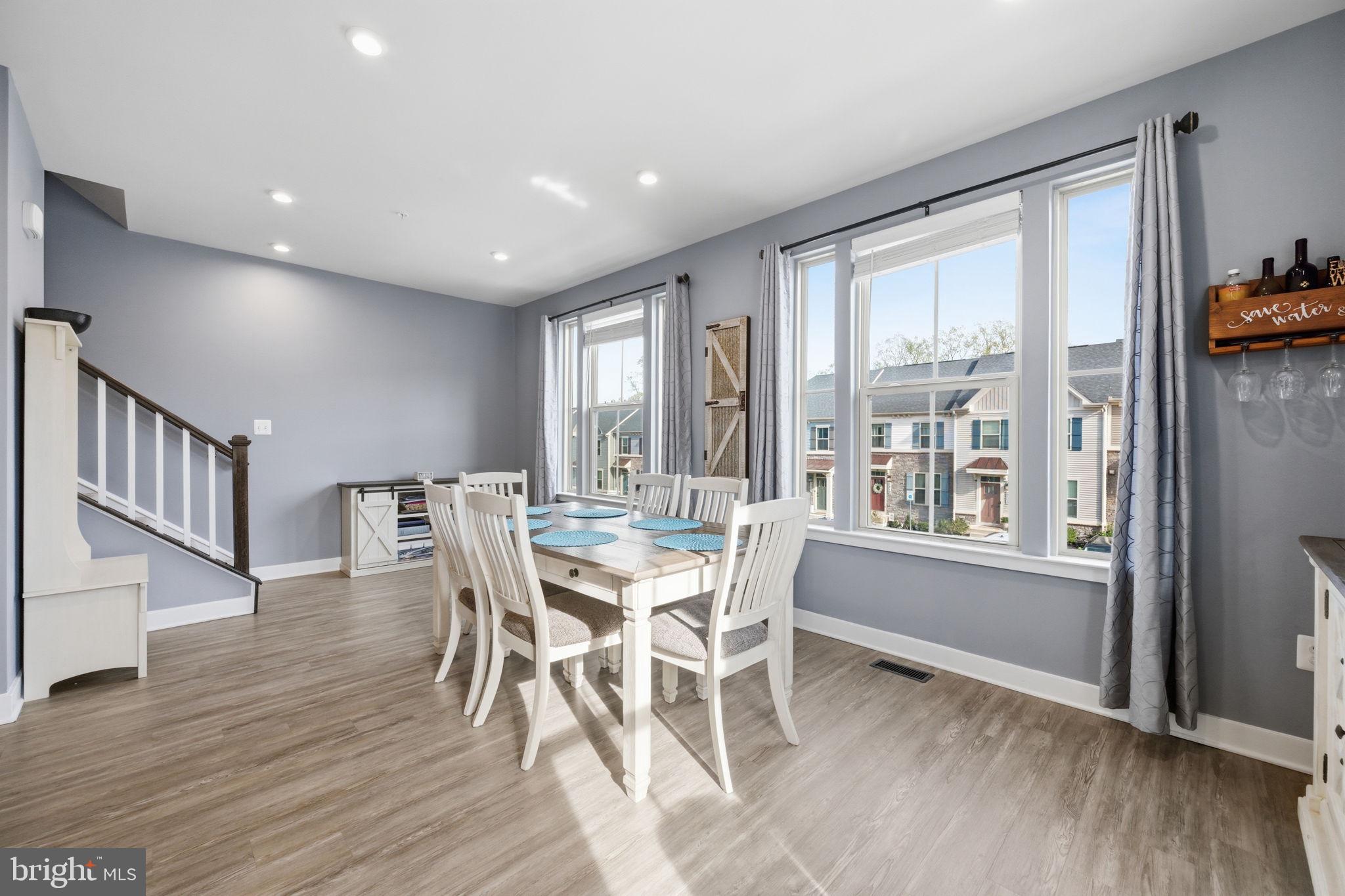 LAKE LINGANORE OAKDALE - Residential