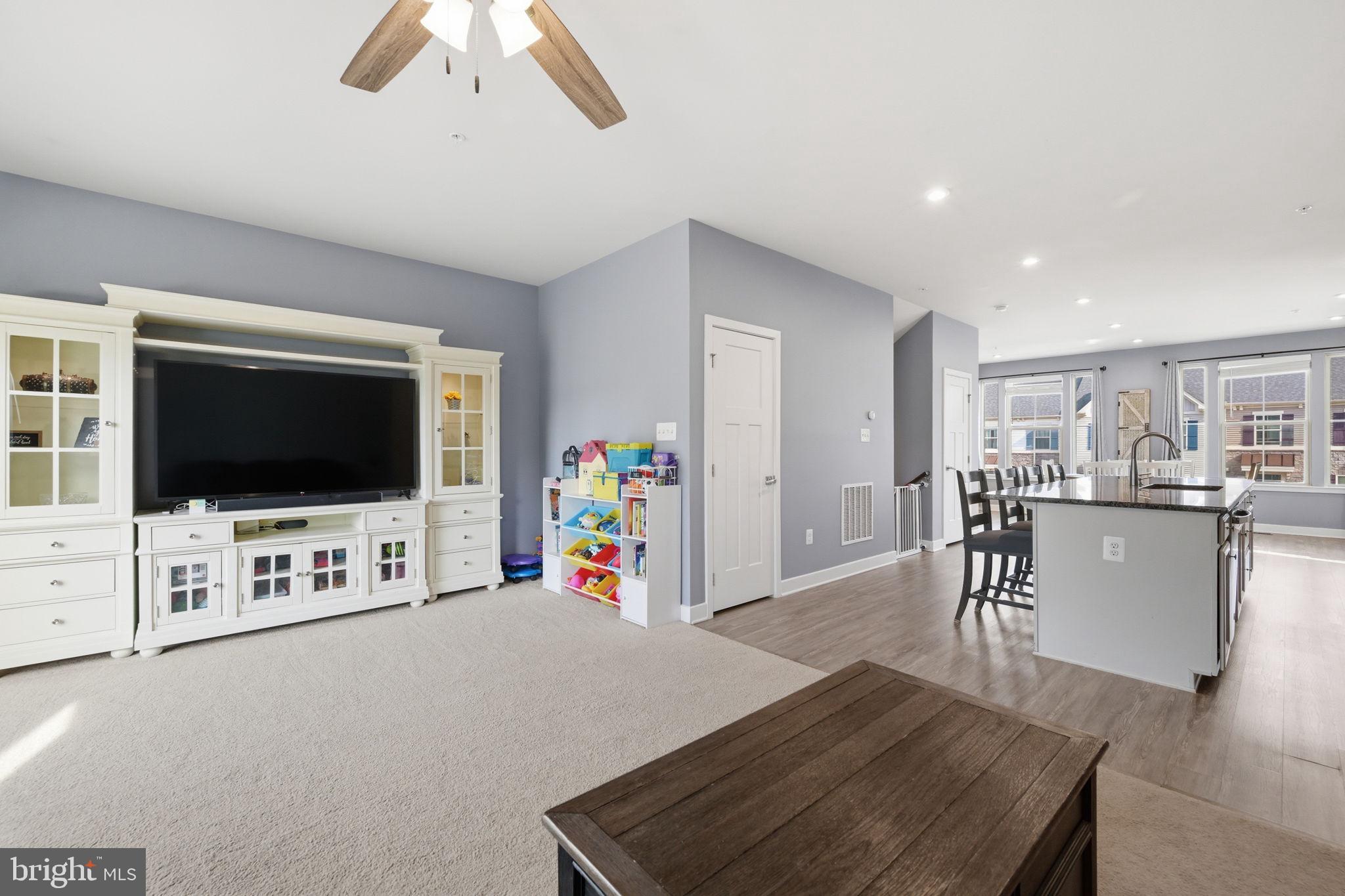 LAKE LINGANORE OAKDALE - Residential