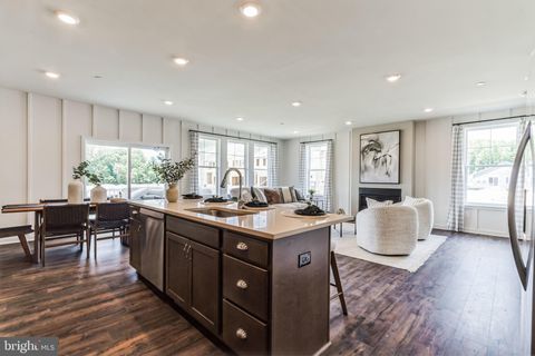 MLS: MDHR2040136