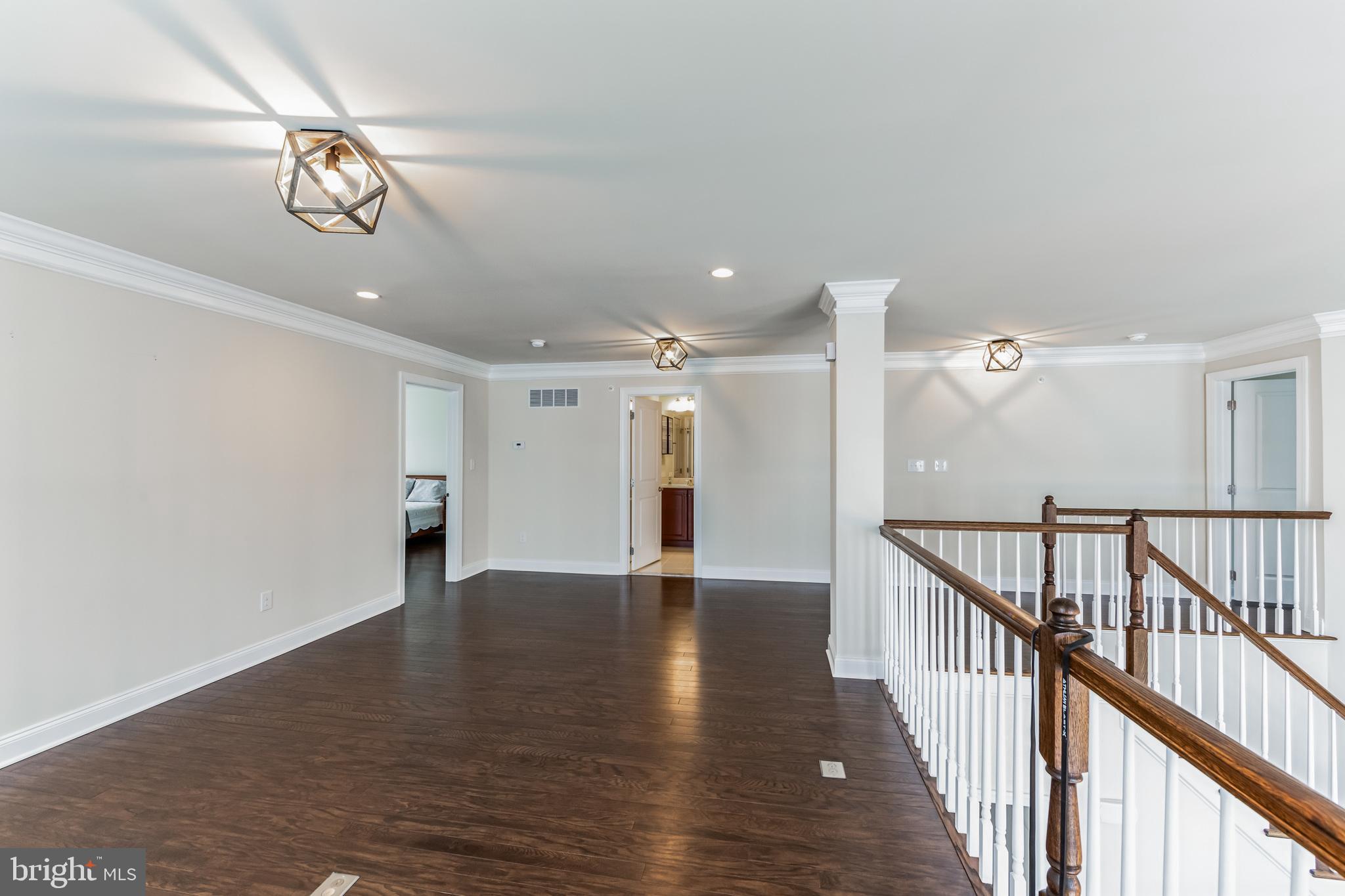 ENCLAVE AT ELLIS PRE - Residential