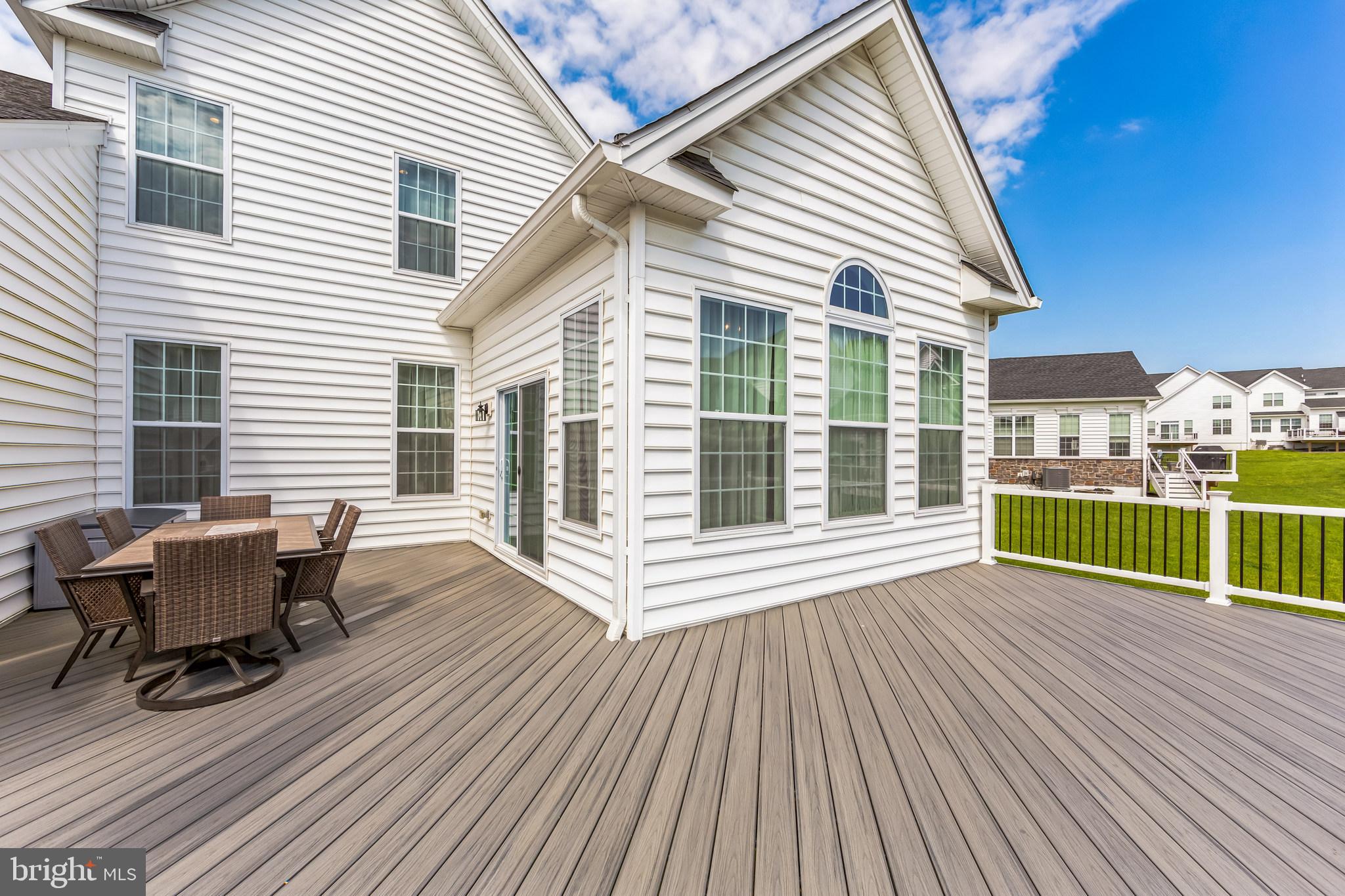 ENCLAVE AT ELLIS PRE - Residential