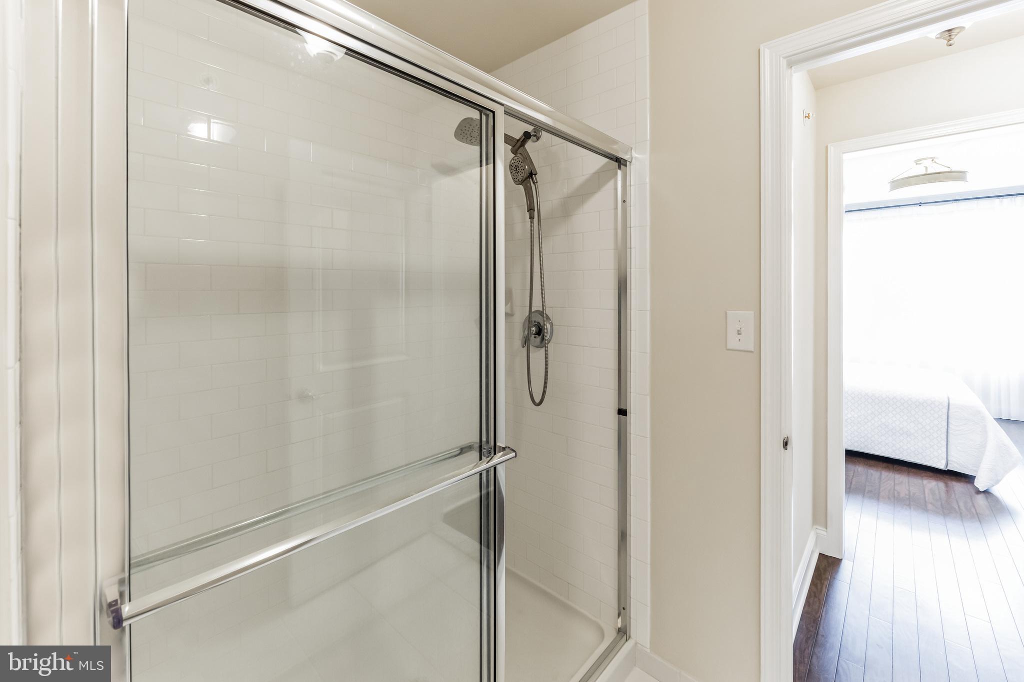 ENCLAVE AT ELLIS PRE - Residential