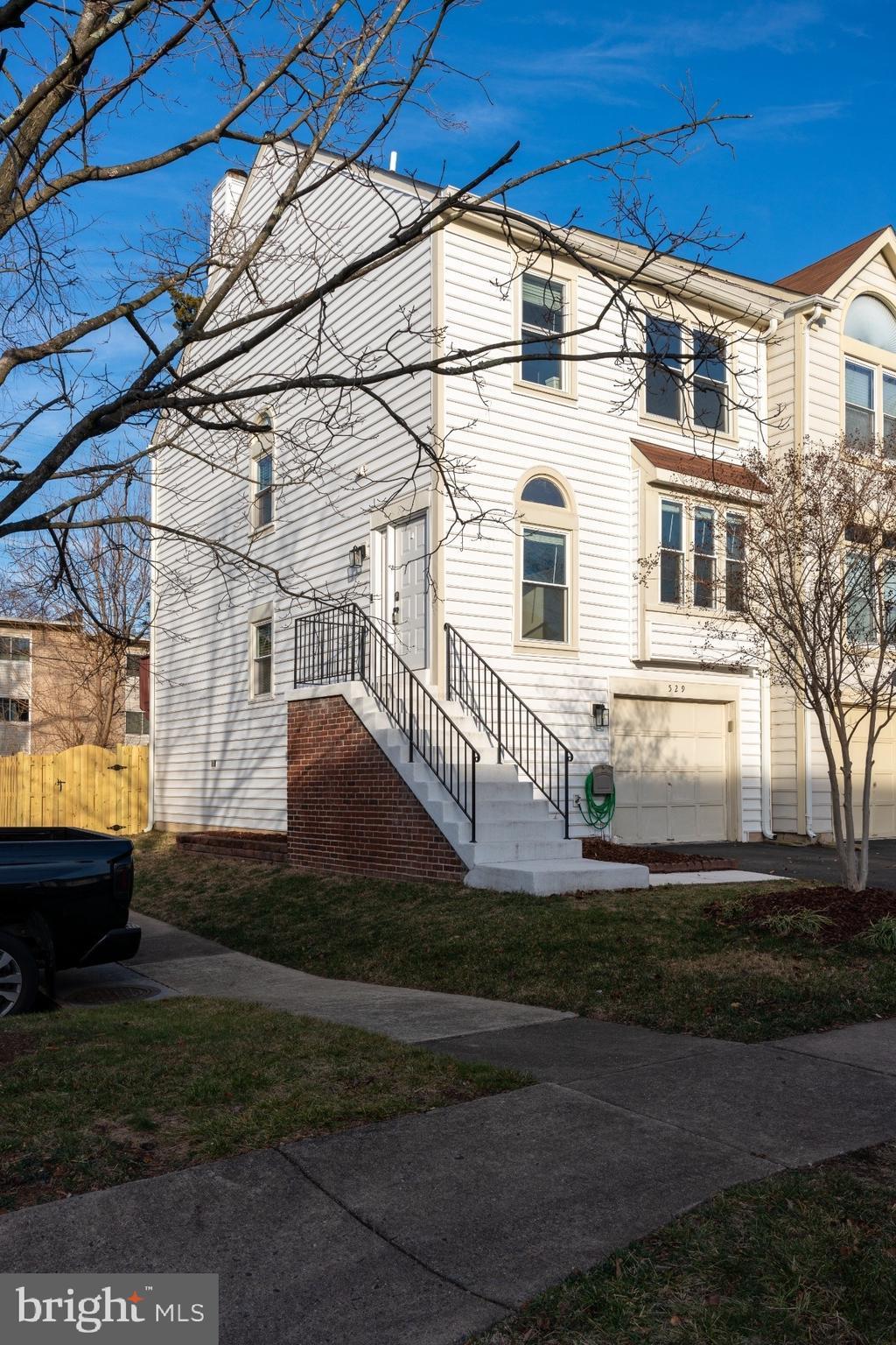 WATERFORD PARK - Residential