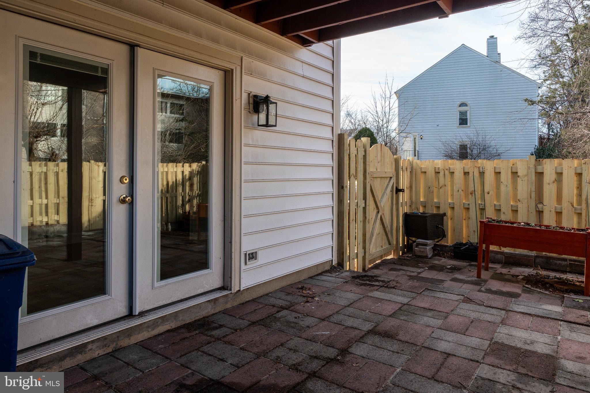 WATERFORD PARK - Residential