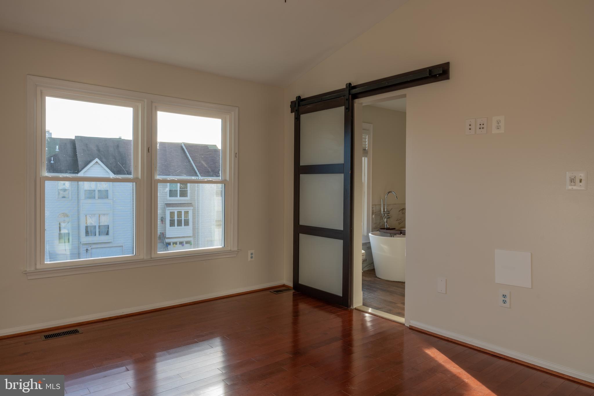 WATERFORD PARK - Residential