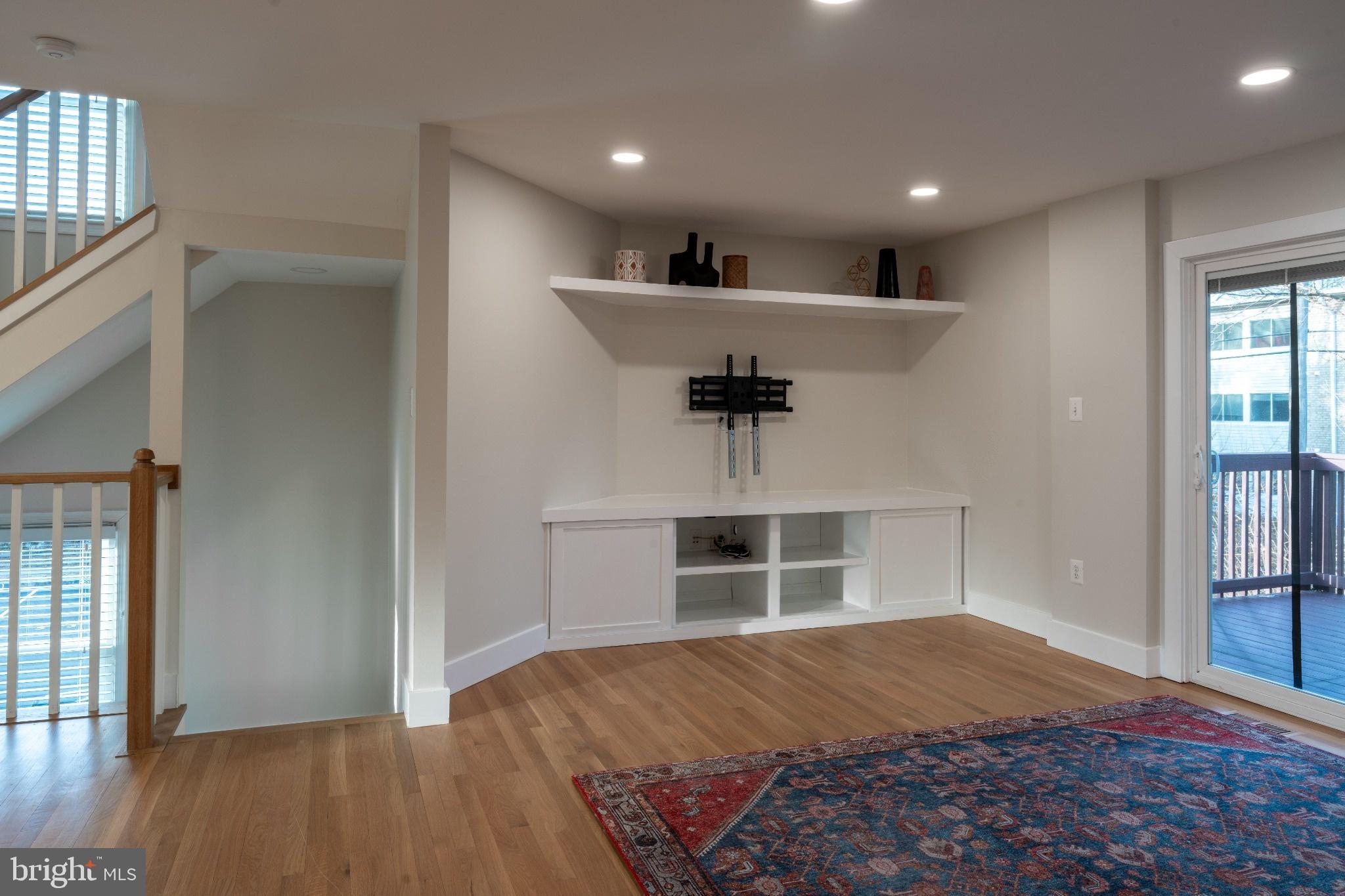 WATERFORD PARK - Residential