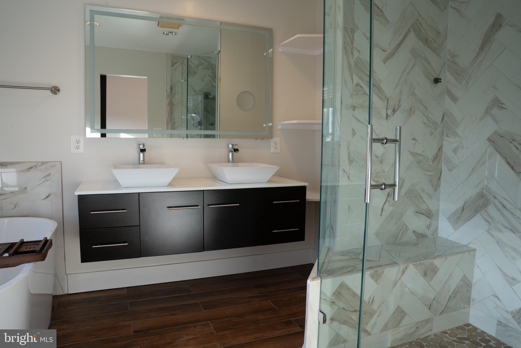 WATERFORD PARK - Residential