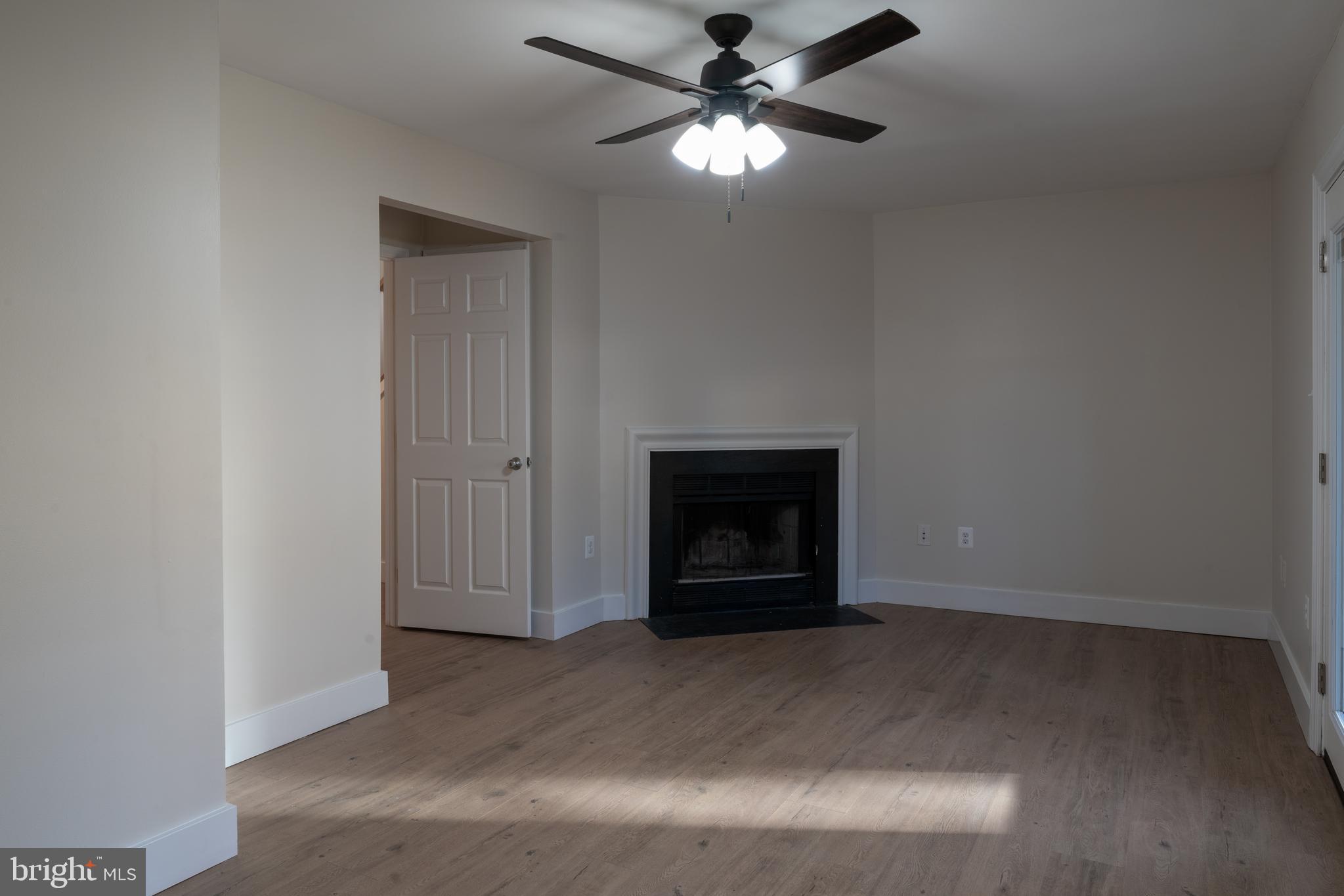 WATERFORD PARK - Residential