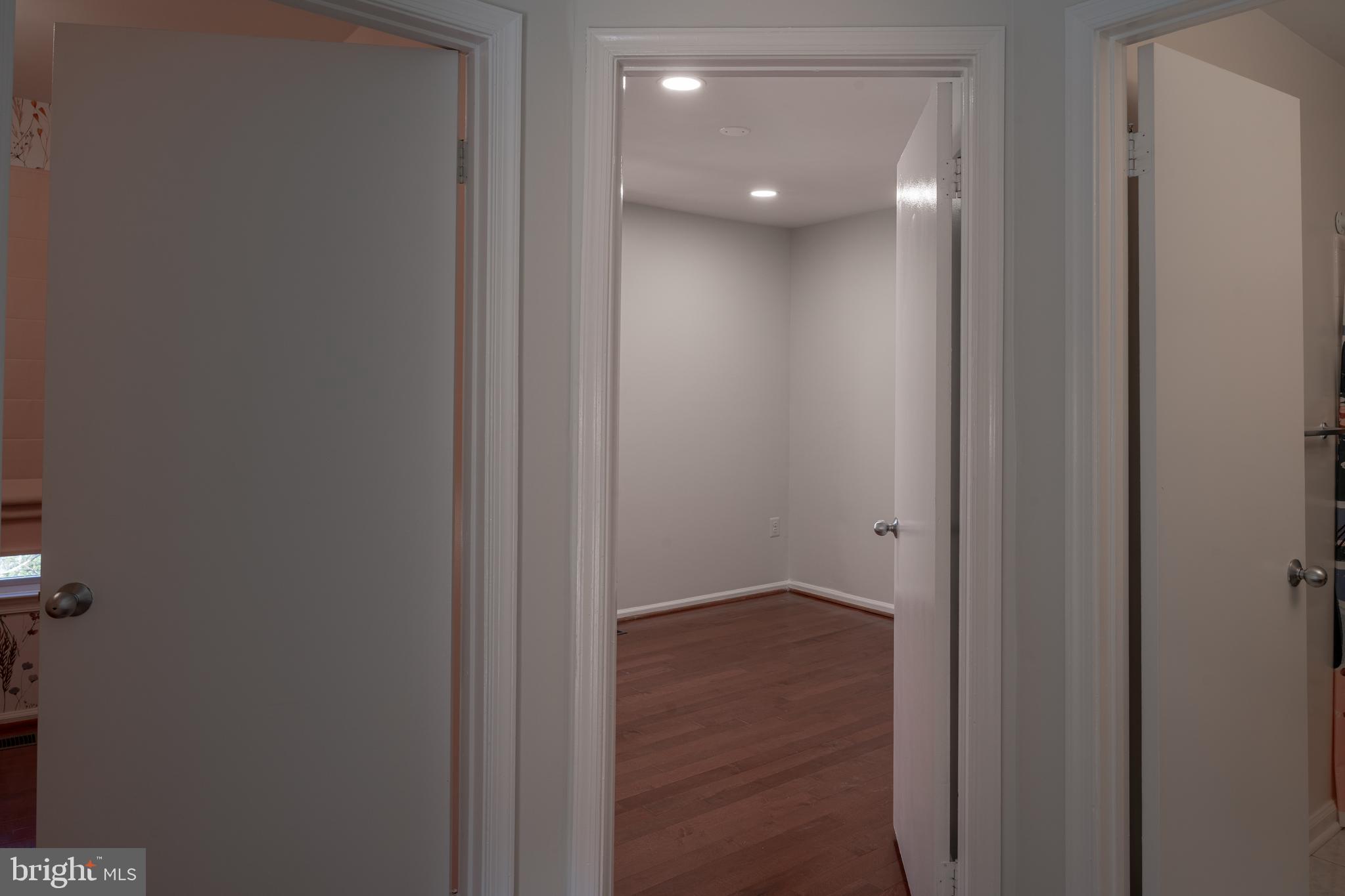 WATERFORD PARK - Residential