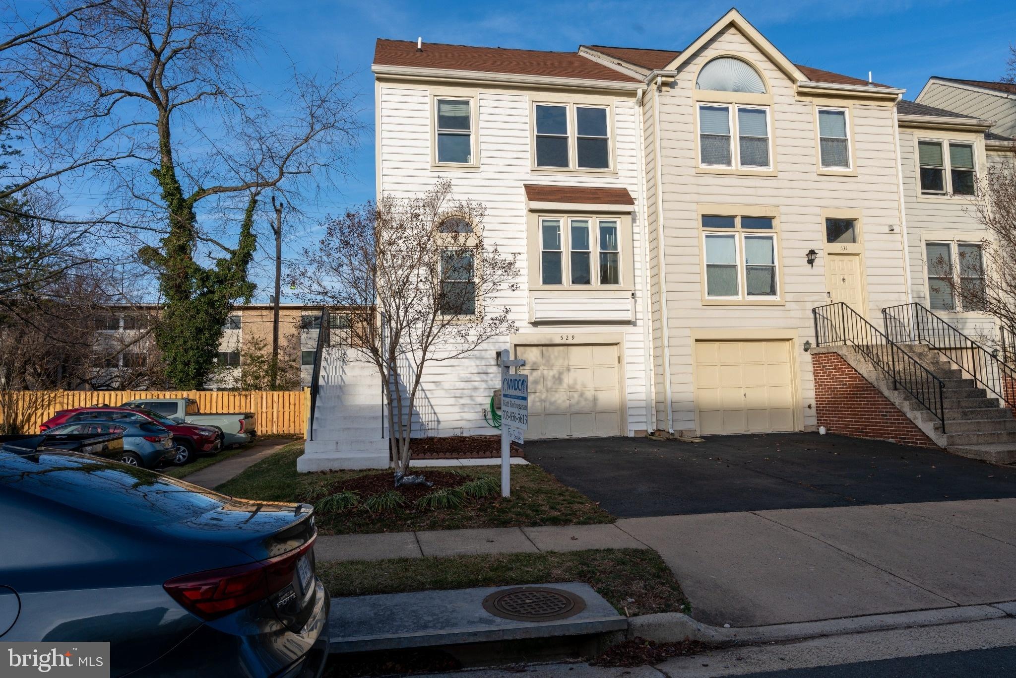 WATERFORD PARK - Residential