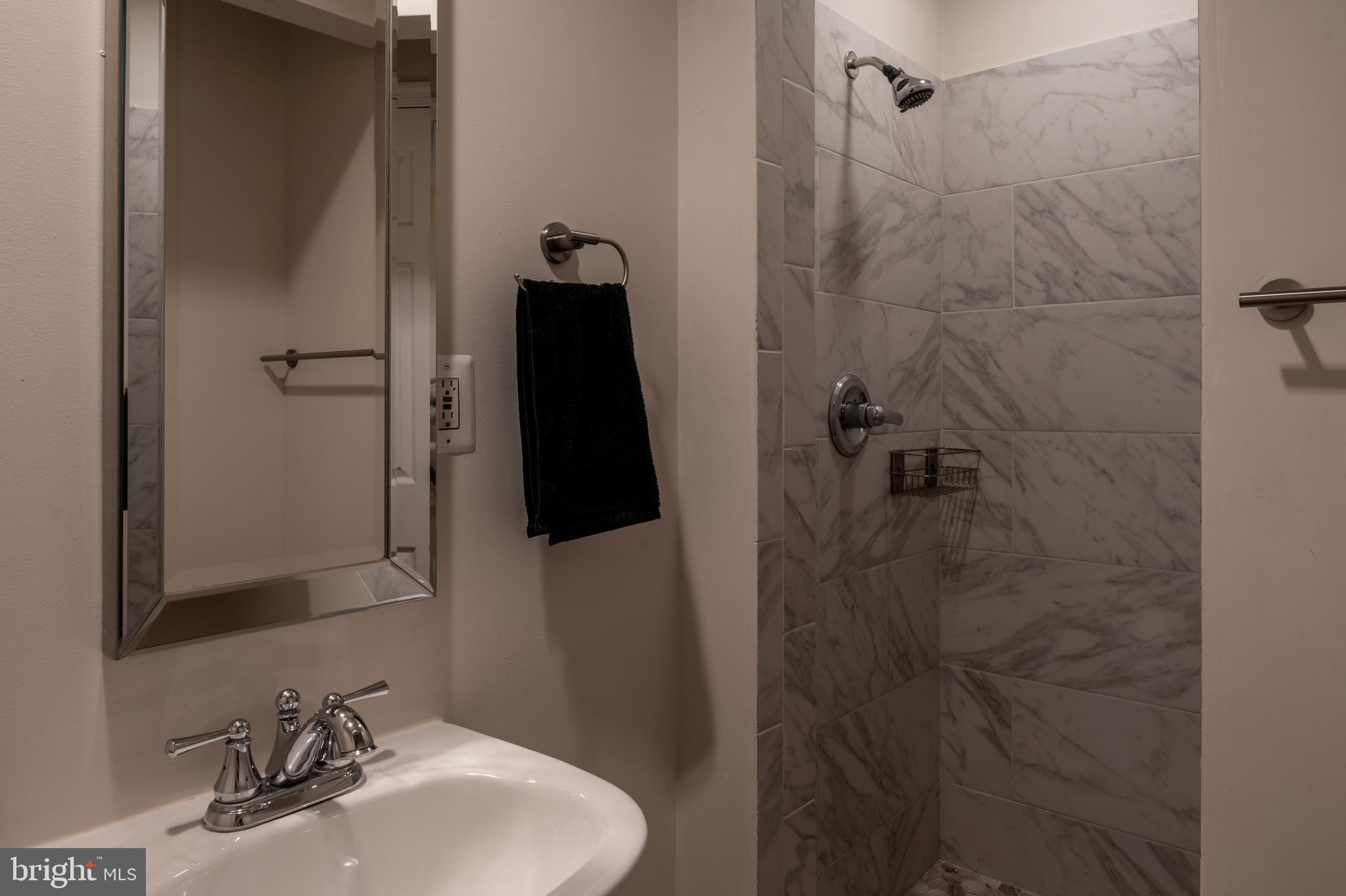 WATERFORD PARK - Residential