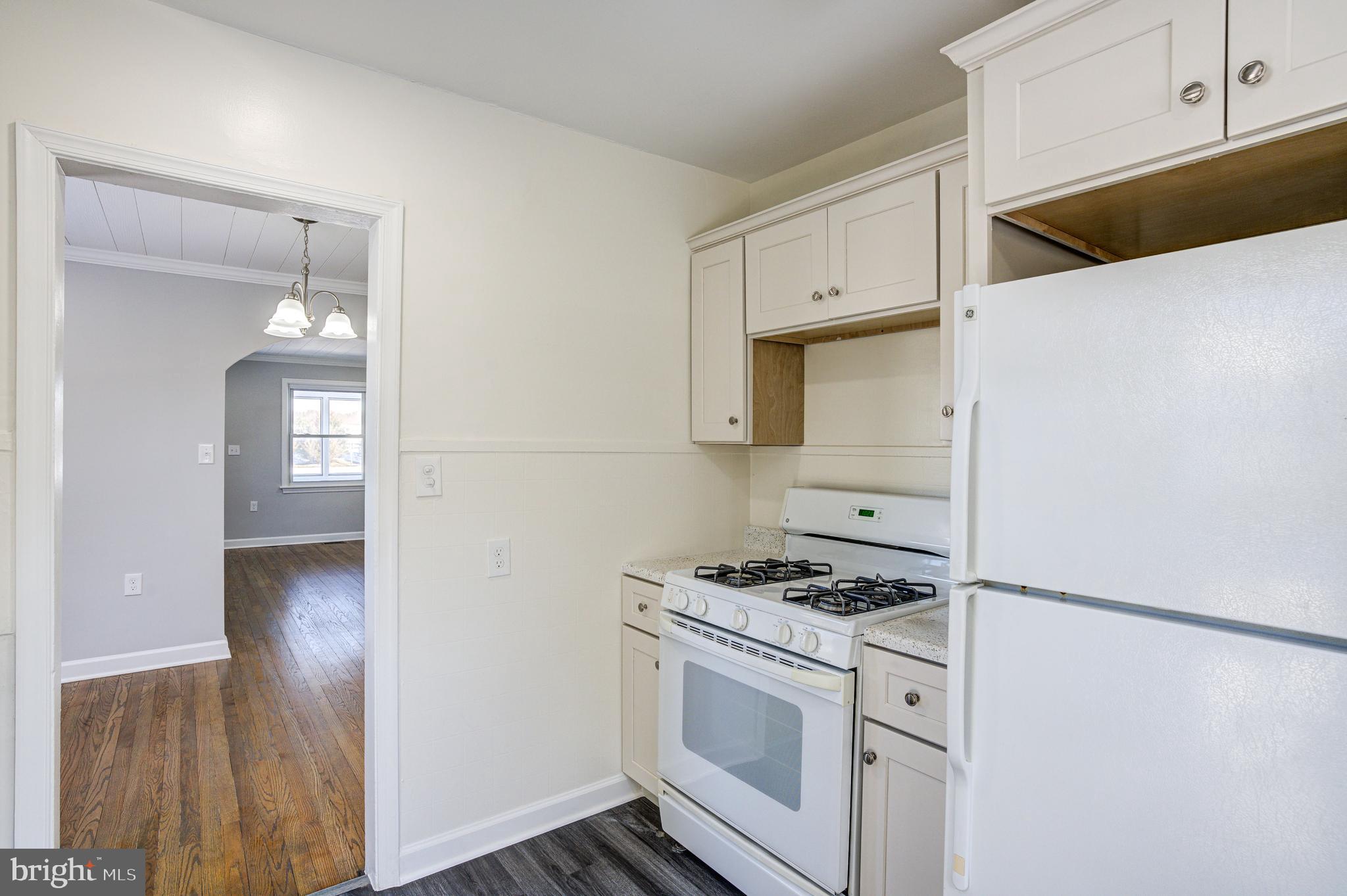 RIVERDALE PARK - Residential Lease