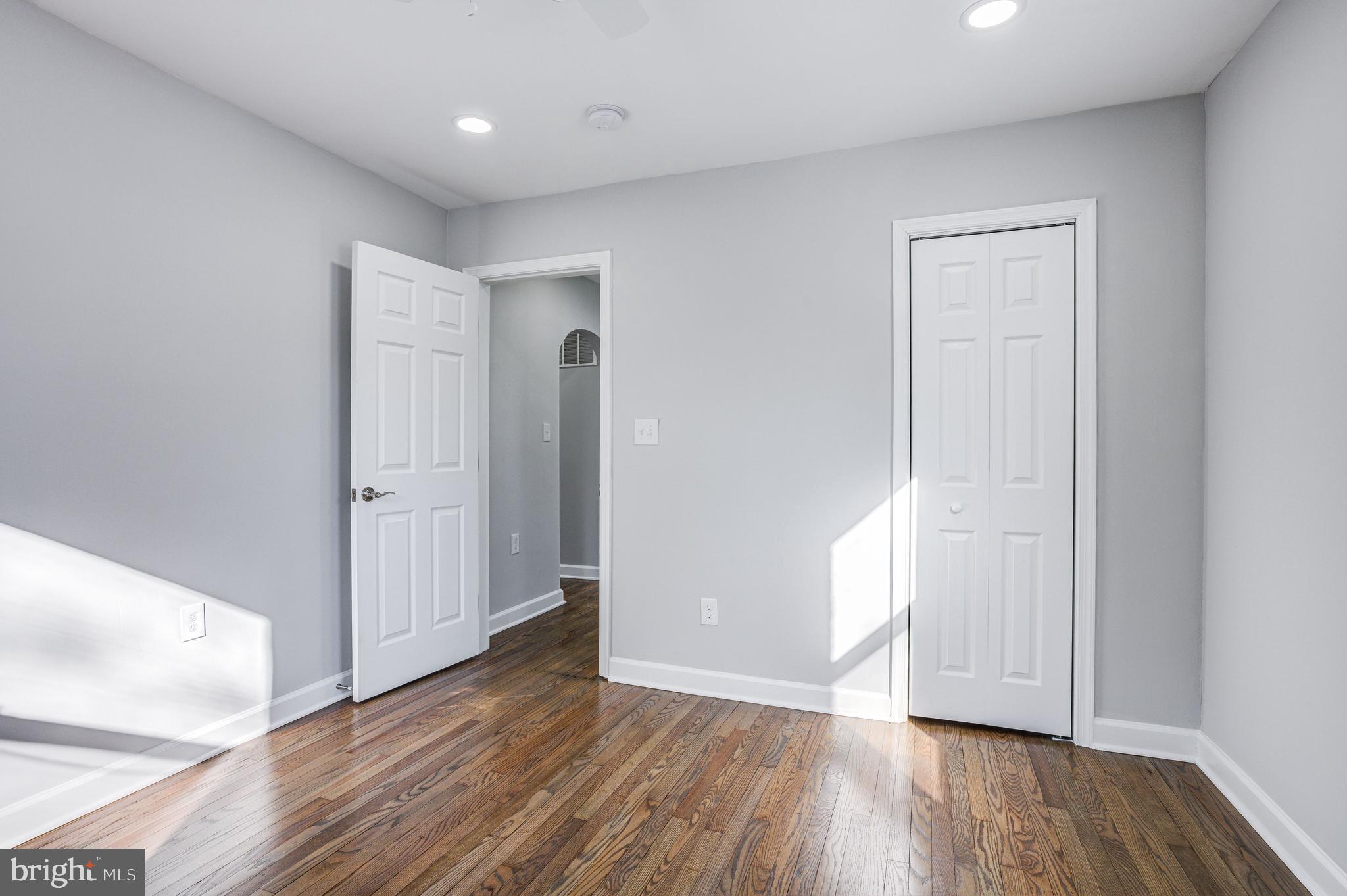 RIVERDALE PARK - Residential Lease