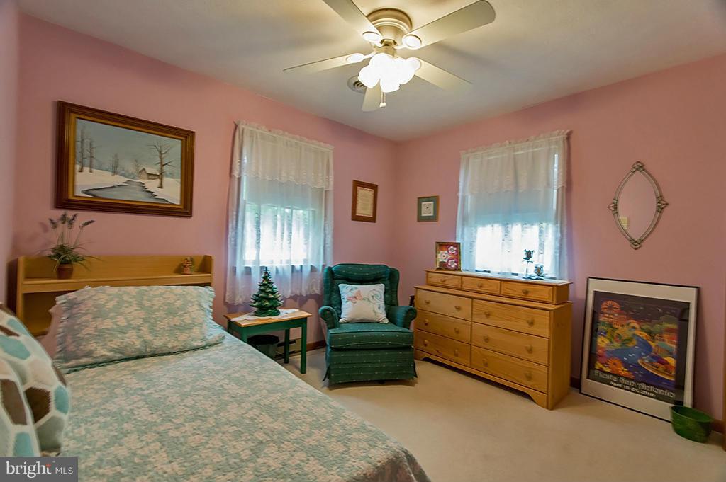 FAIRVIEW - Residential