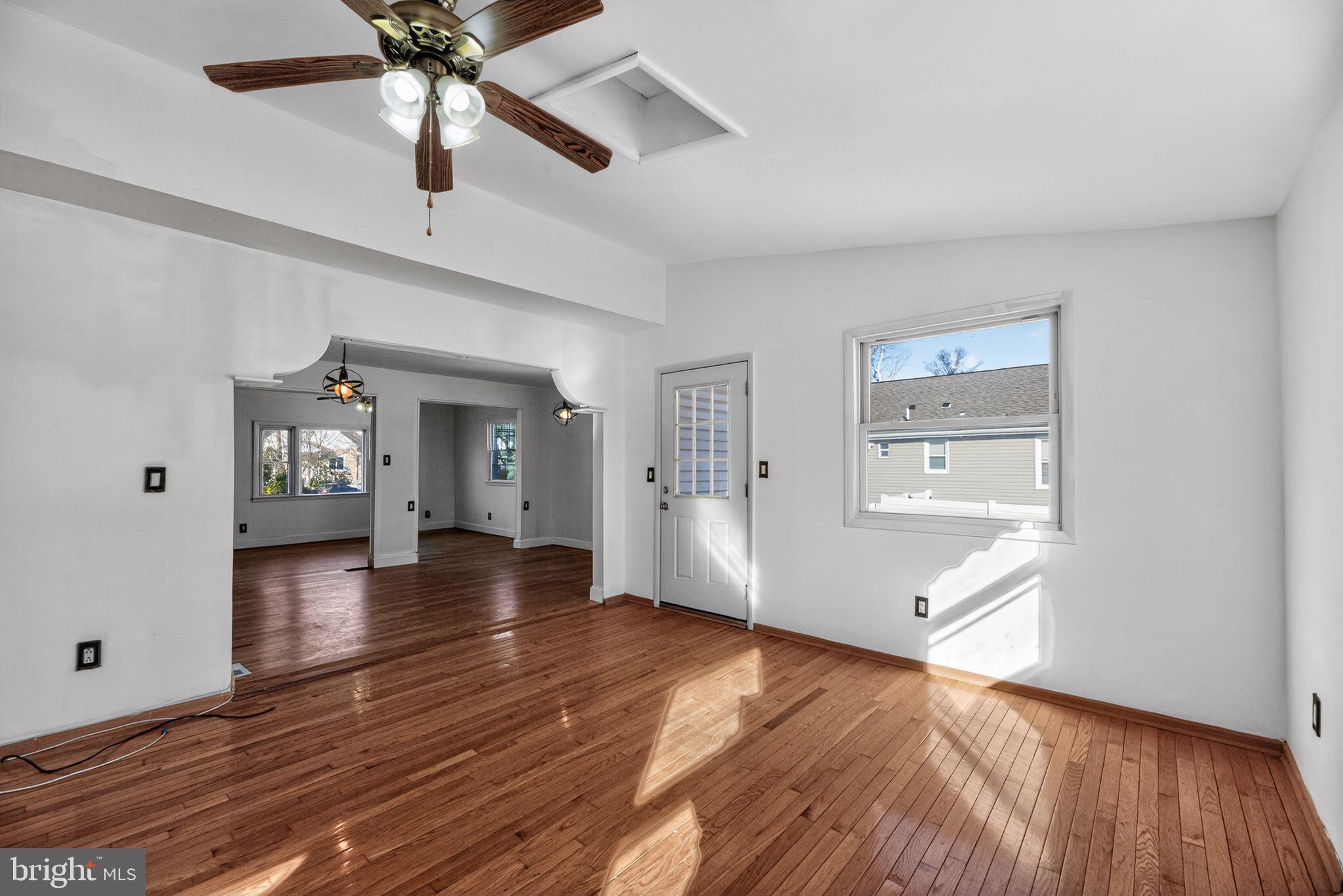 623 KENILWORTH AVENUE