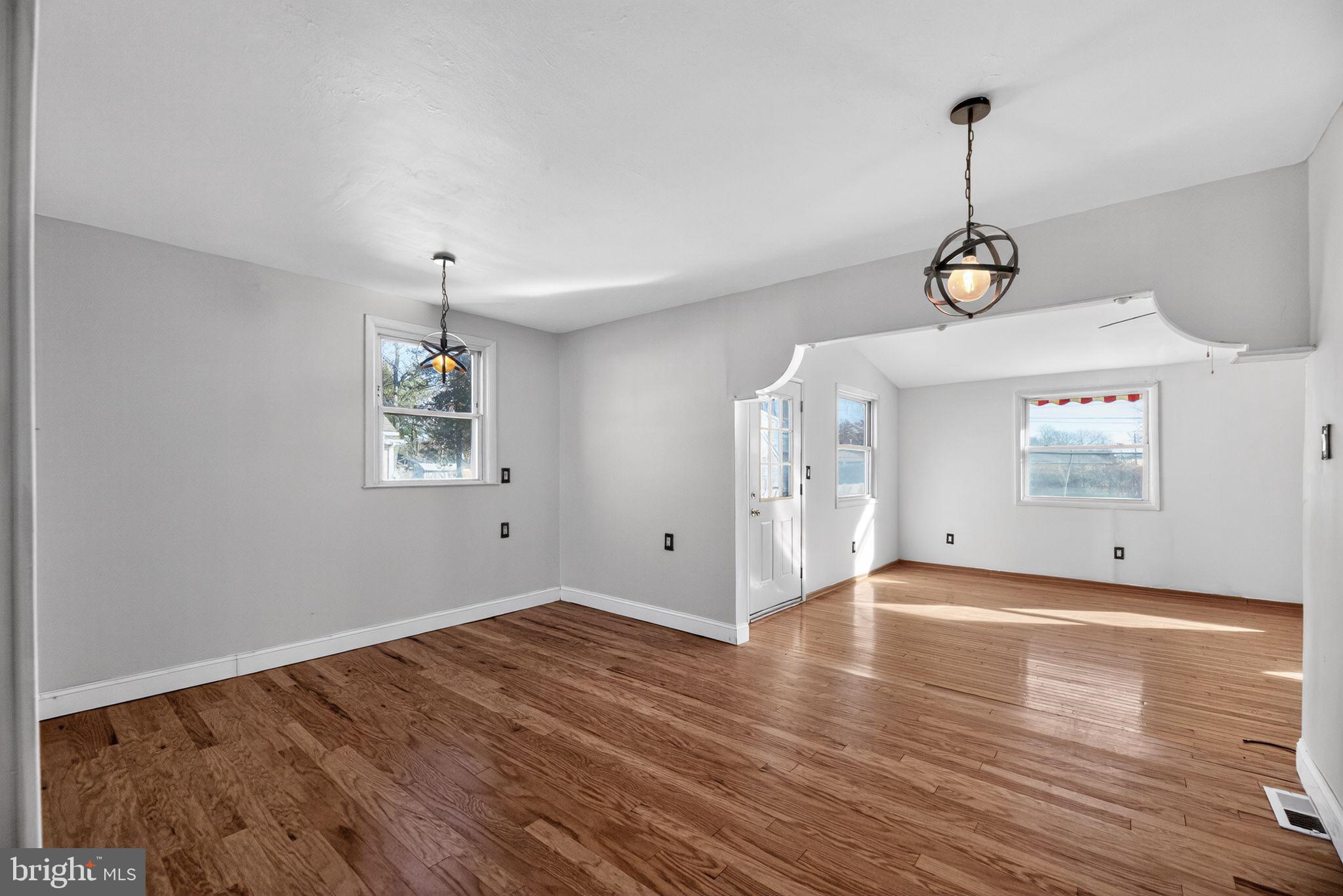 623 KENILWORTH AVENUE