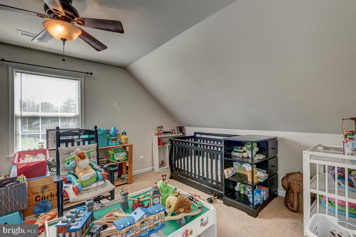 EBB TIDE - Residential