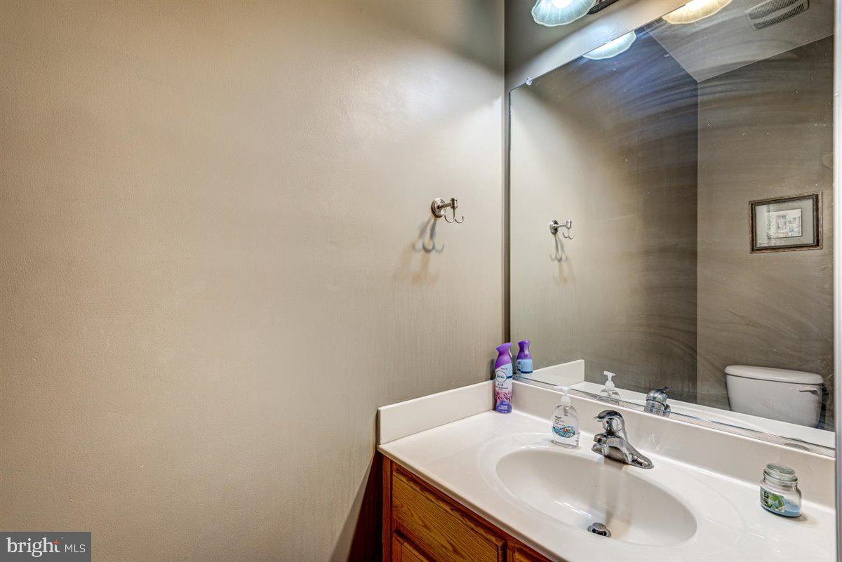 EBB TIDE - Residential