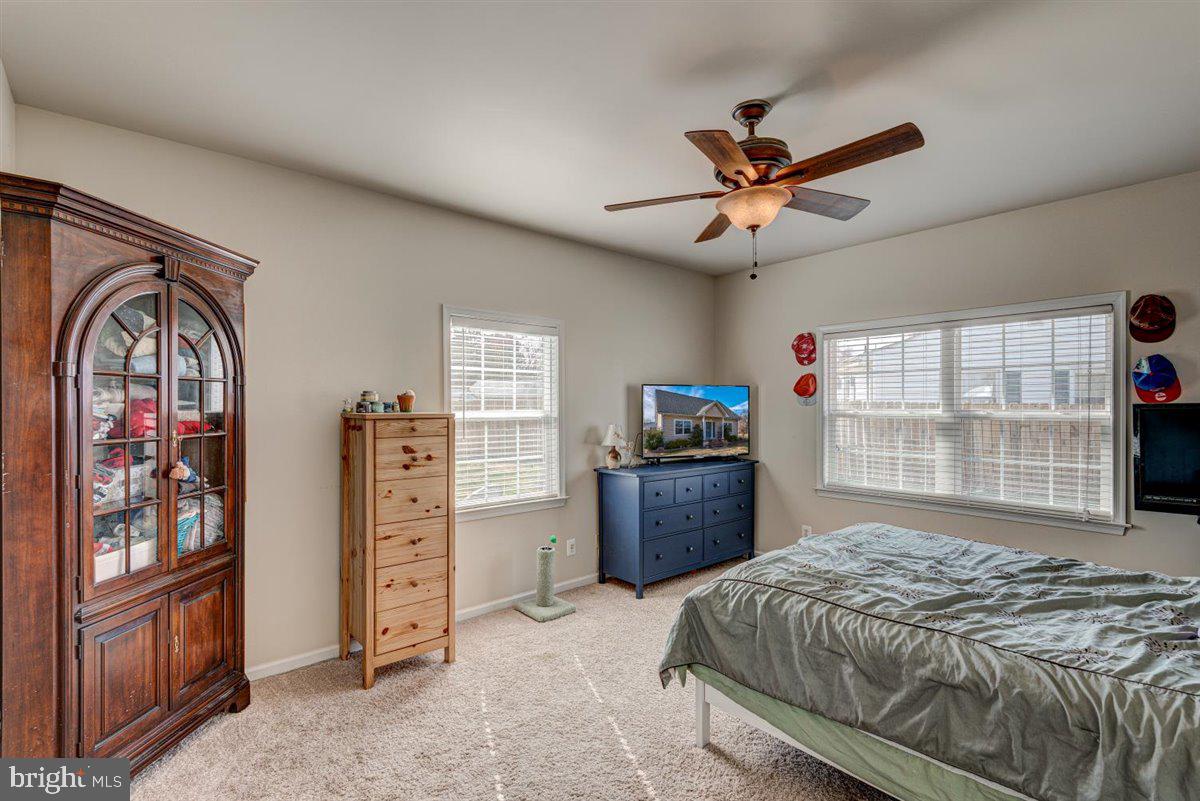 EBB TIDE - Residential