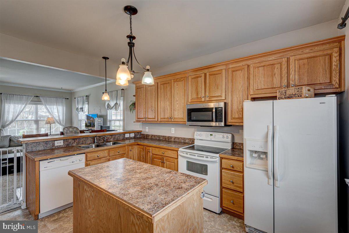 EBB TIDE - Residential