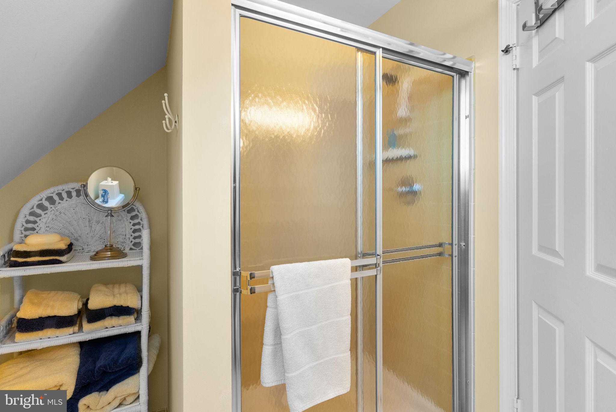 POINT FIELD LANDING - Residential