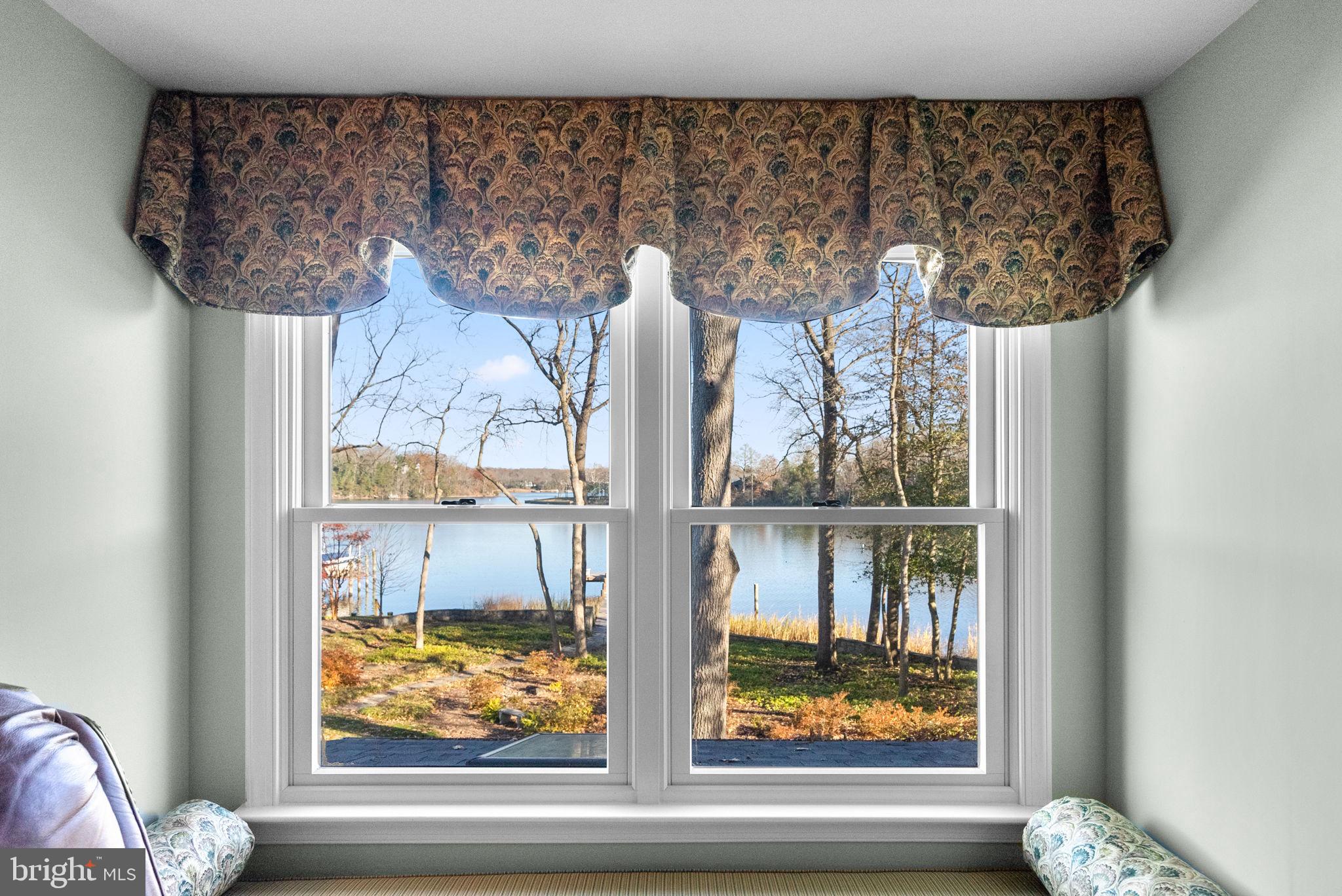 POINT FIELD LANDING - Residential