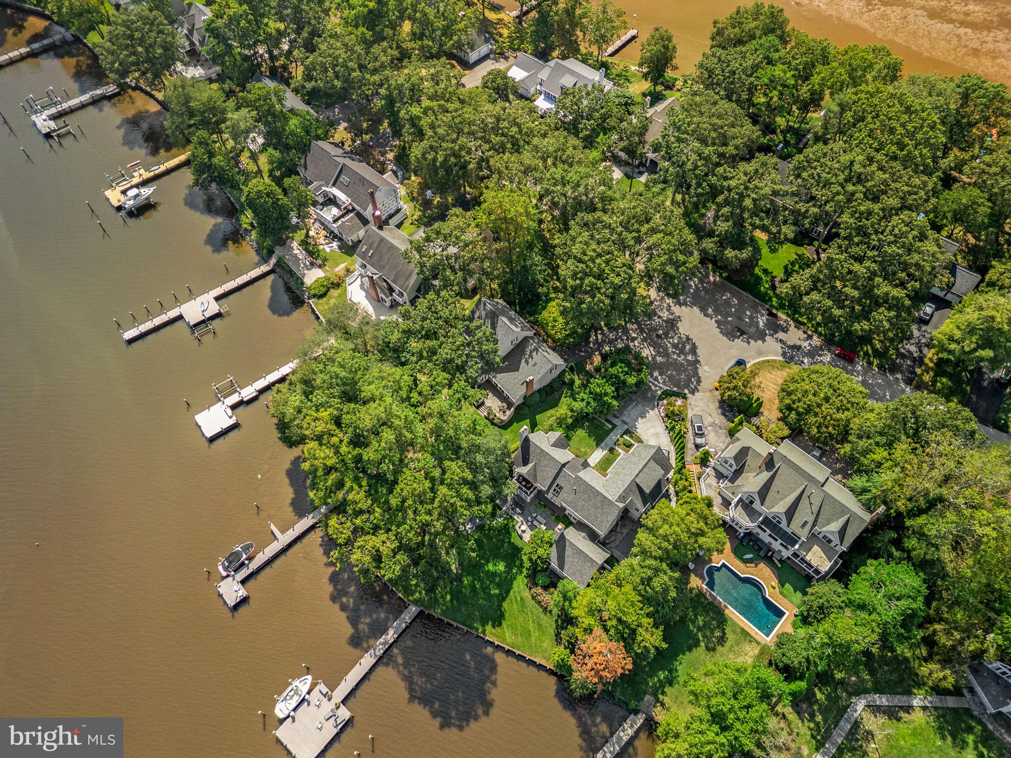 POINT FIELD LANDING - Residential
