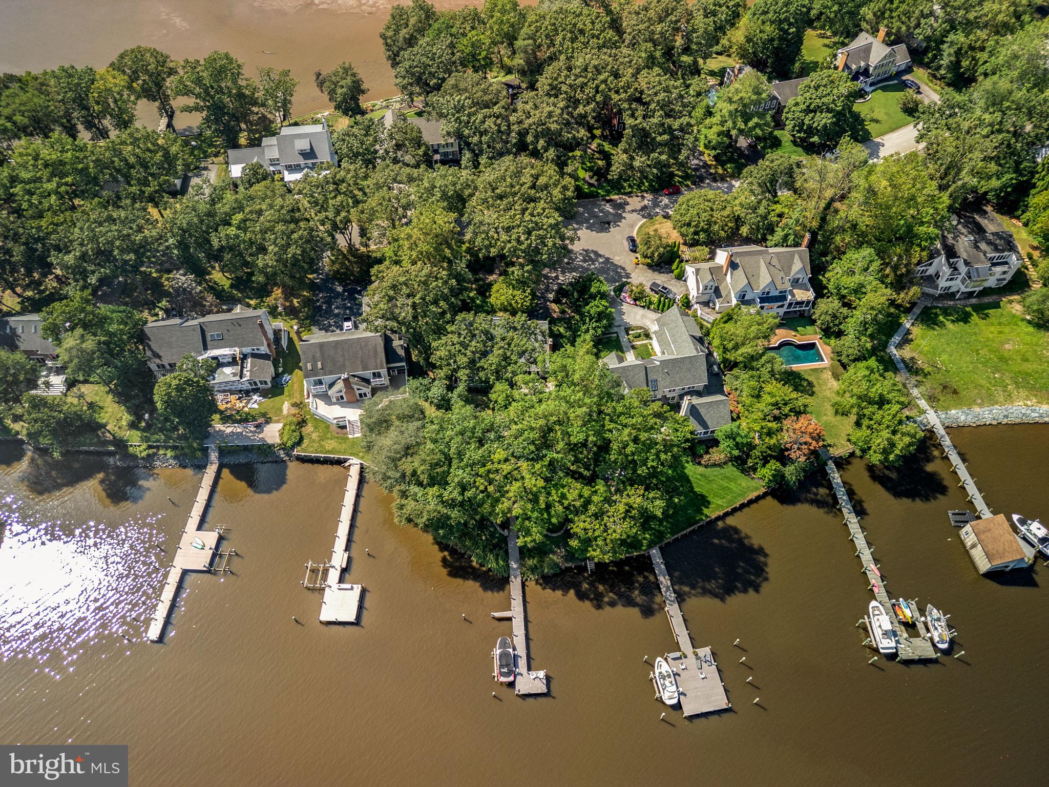 POINT FIELD LANDING - Residential