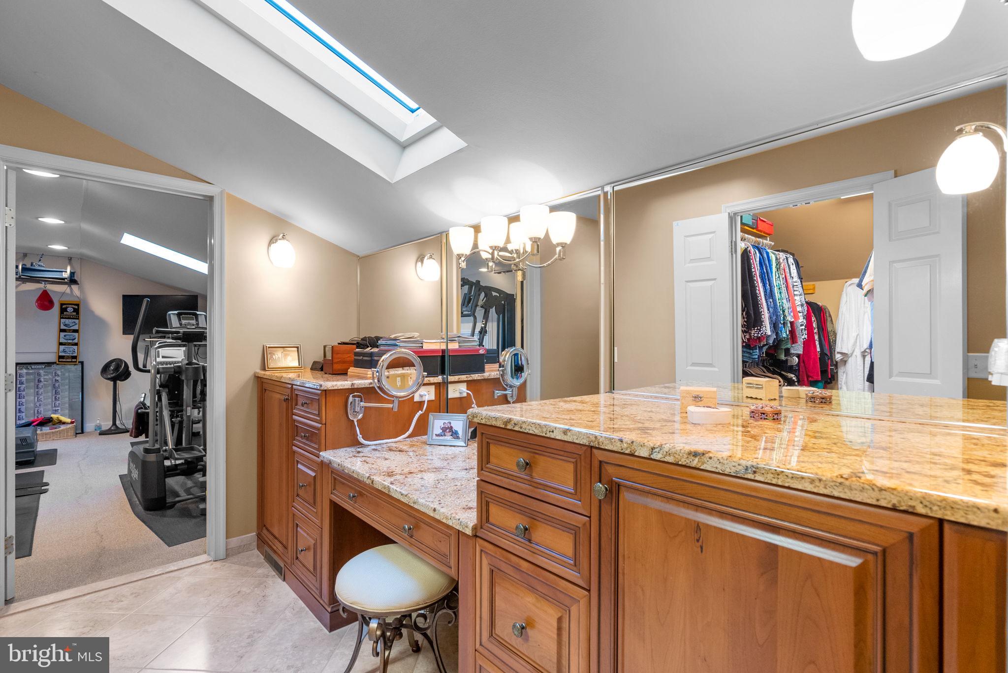 POINT FIELD LANDING - Residential