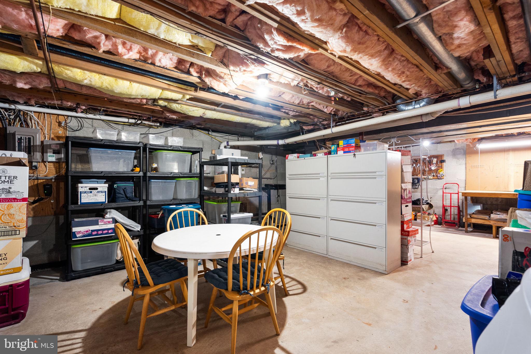 POINT FIELD LANDING - Residential