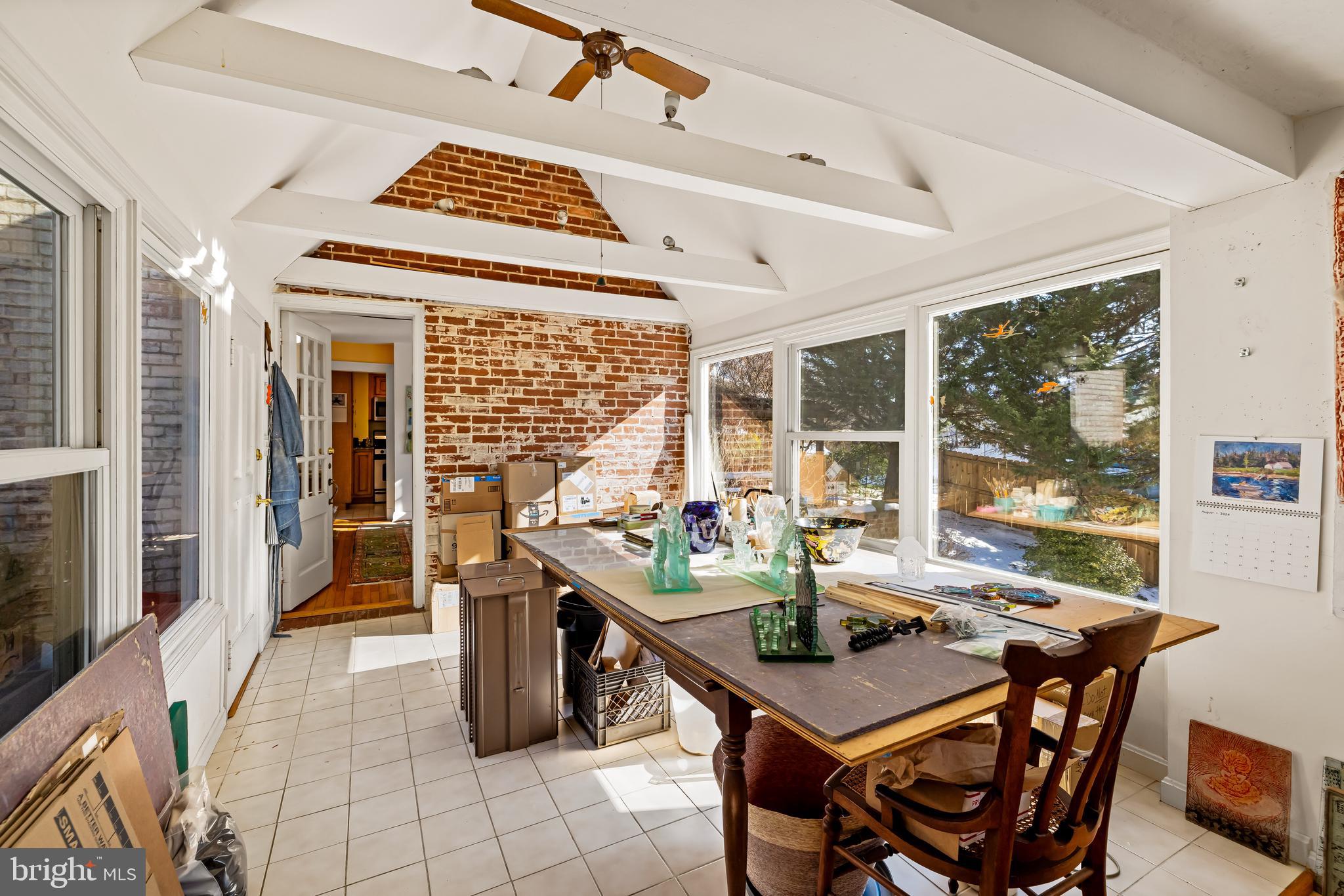 MOUNT WASHINGTON - Residential