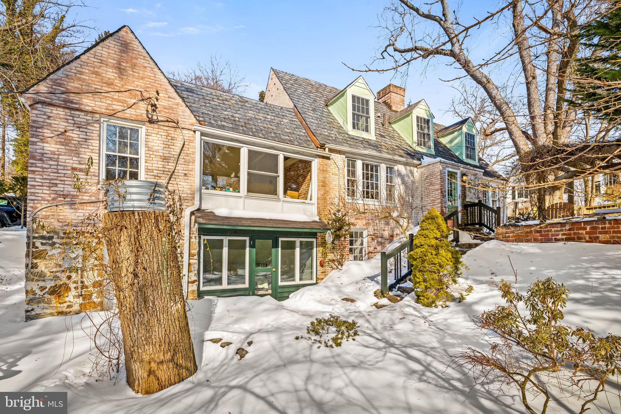 MOUNT WASHINGTON - Residential