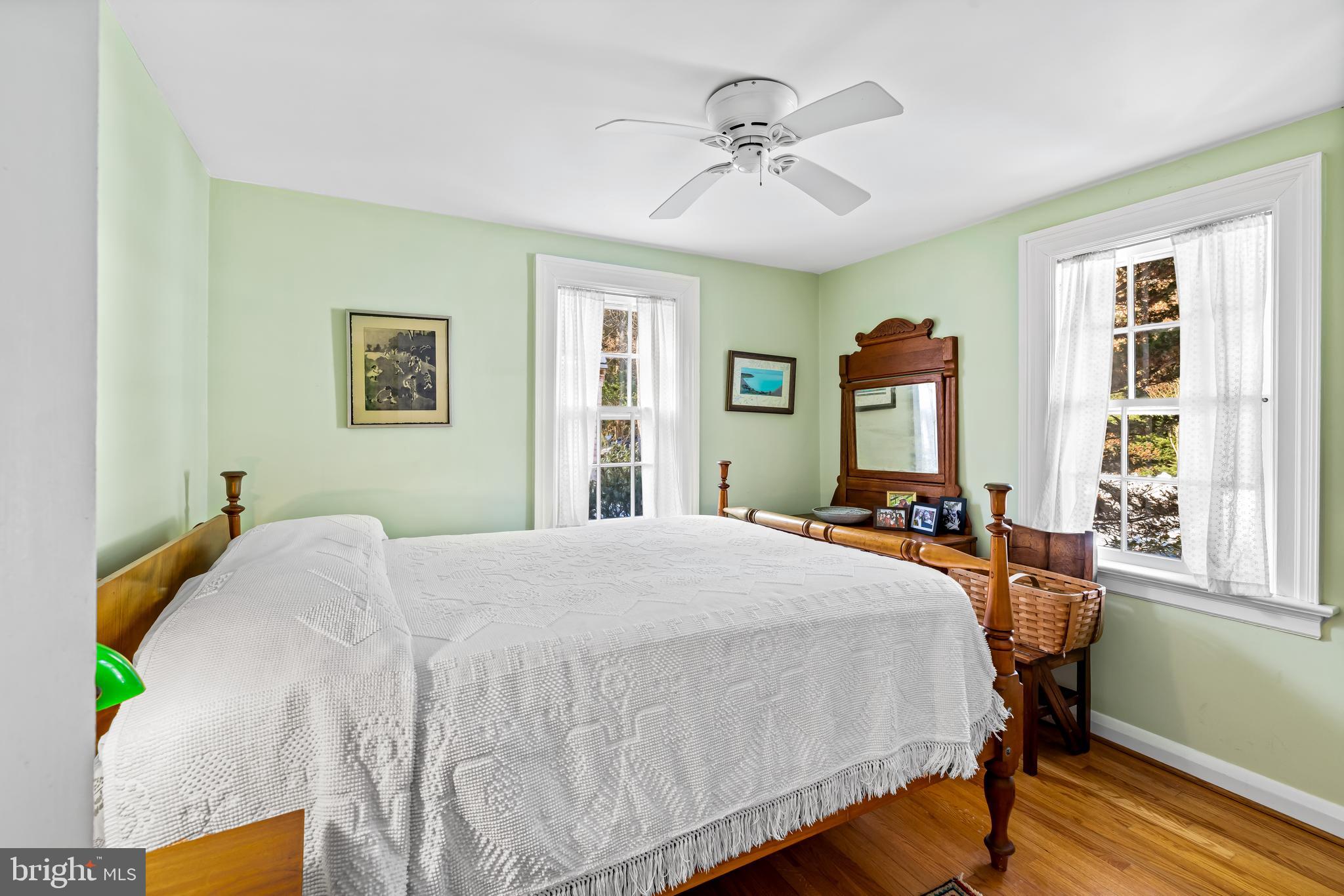 MOUNT WASHINGTON - Residential