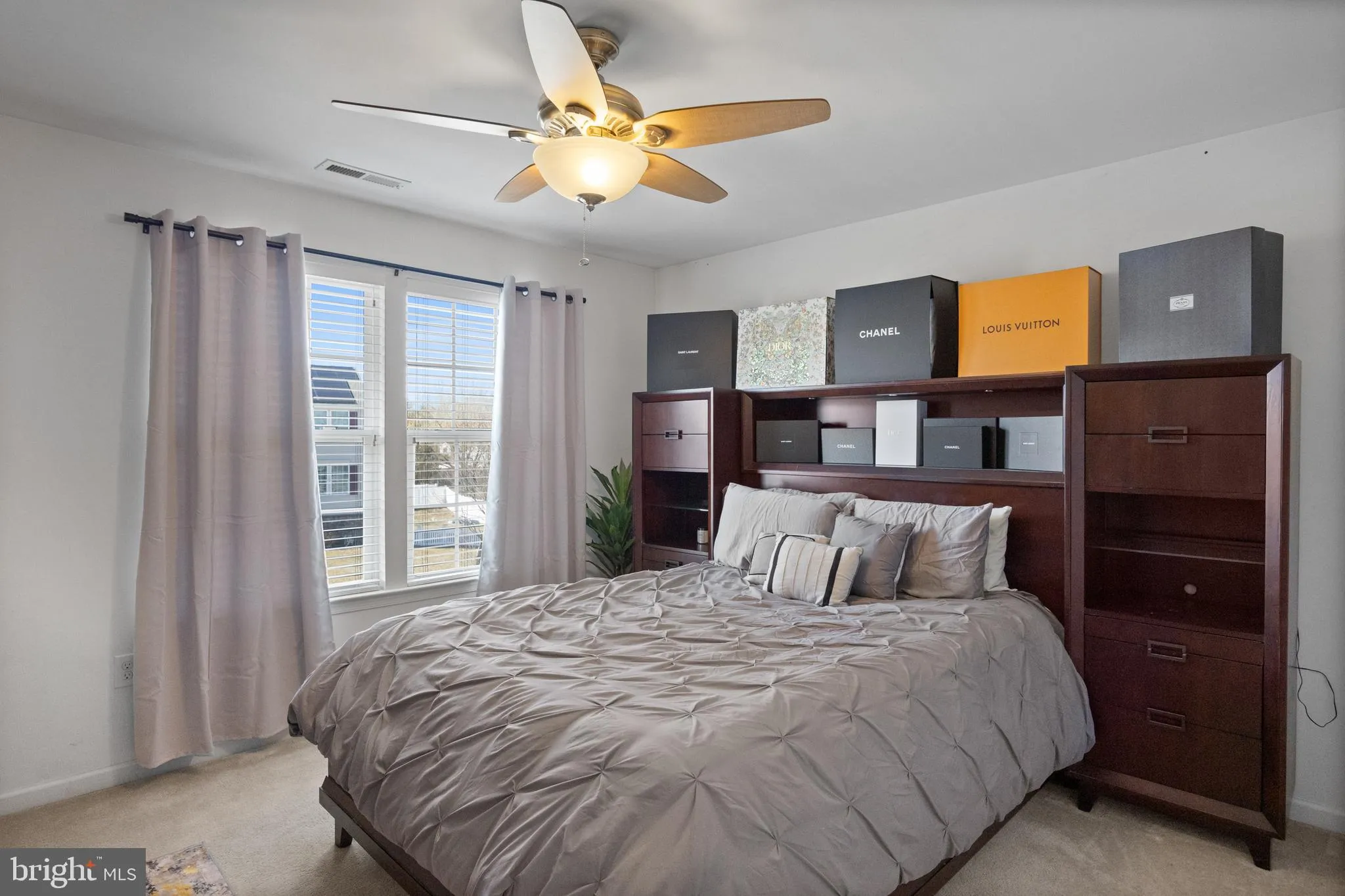 Delanco, New Jersey 08075, United States, 3 Bedrooms Bedrooms, ,3 BathroomsBathrooms,Residential,Active,86744