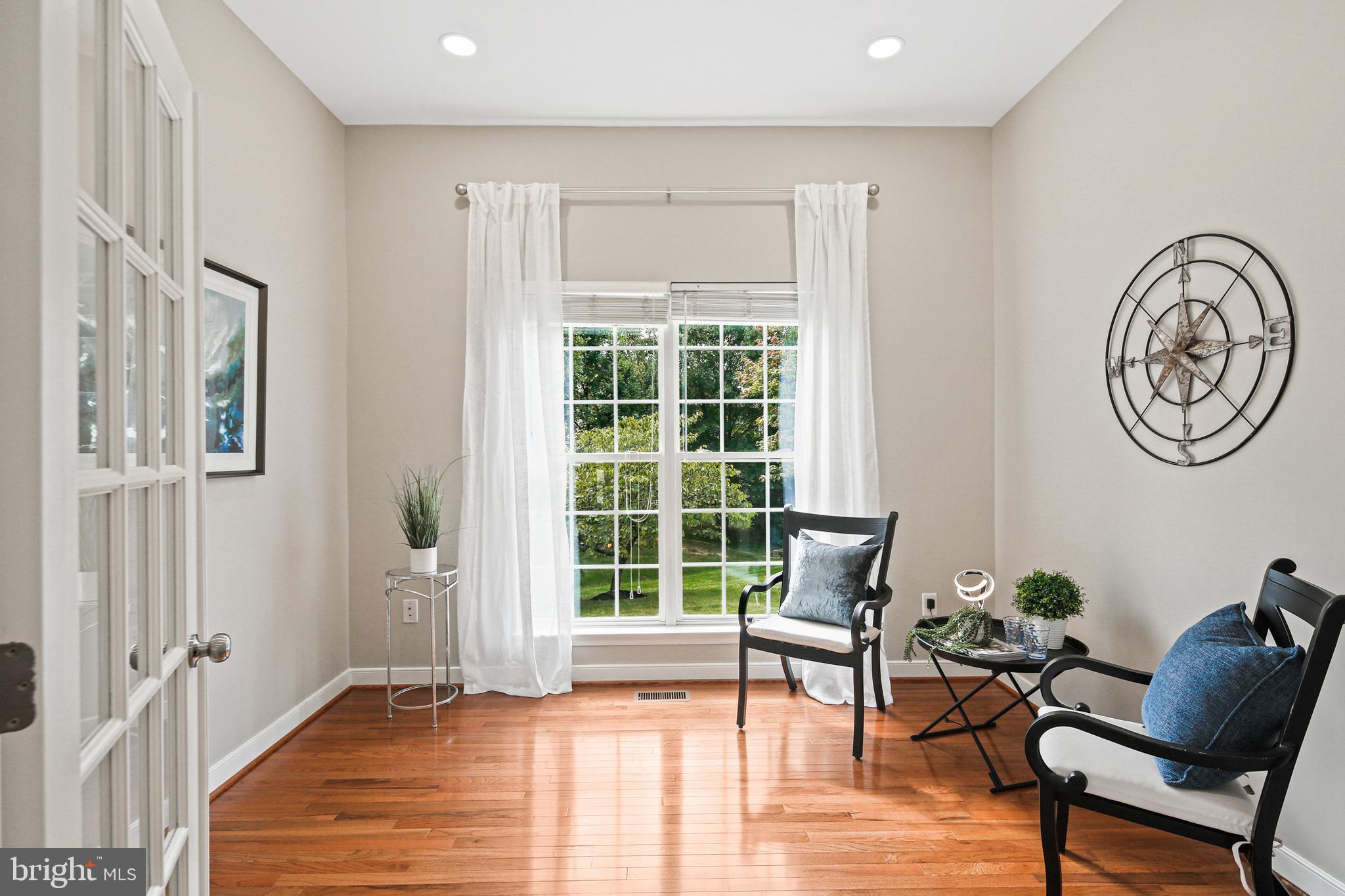 EMERSON - Residential