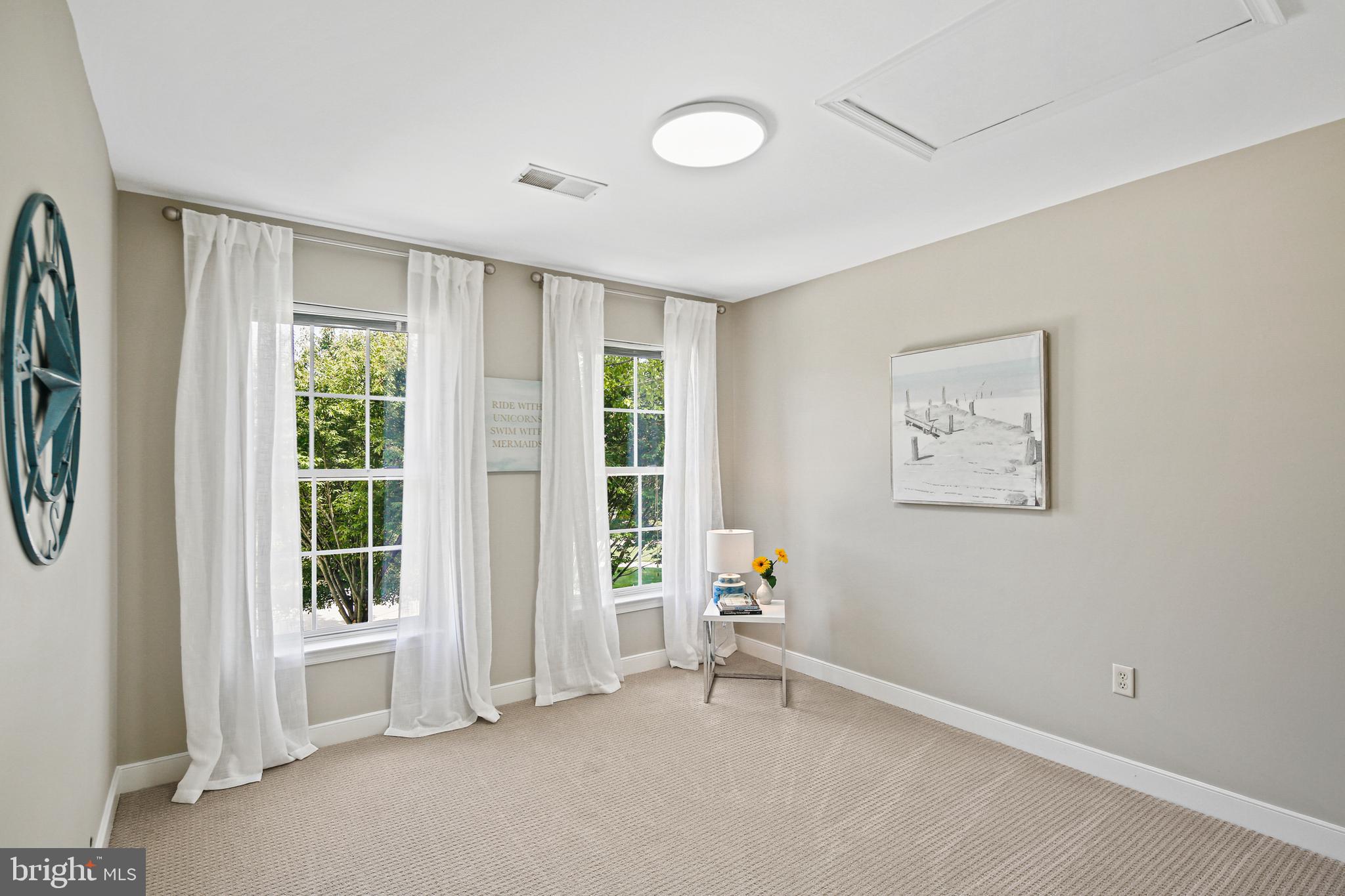 EMERSON - Residential