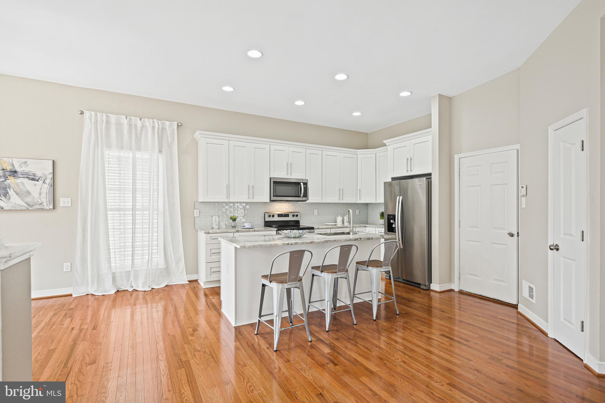 EMERSON - Residential