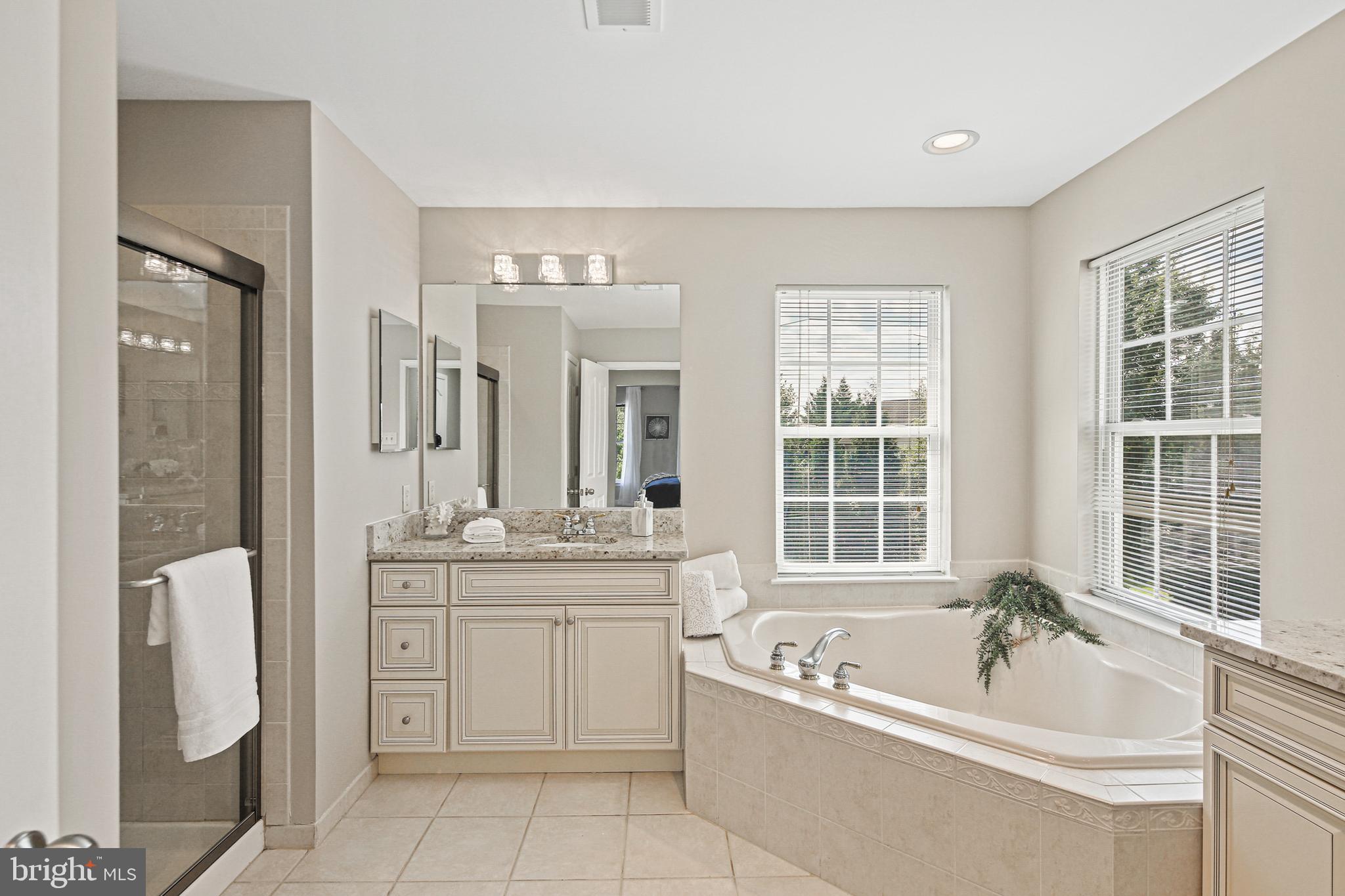 EMERSON - Residential