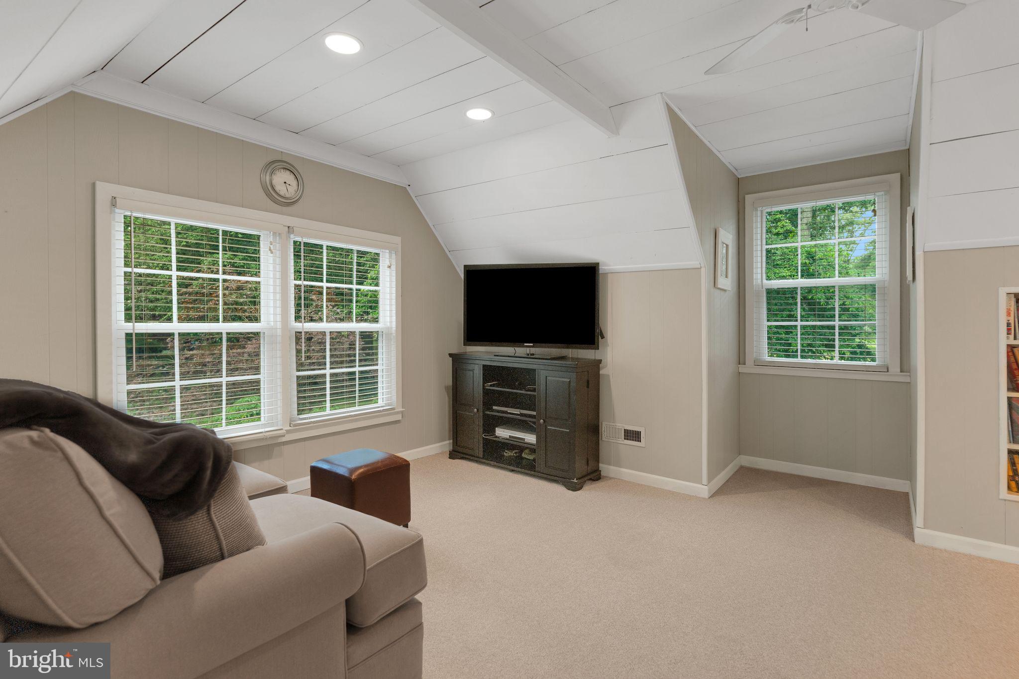 CROFTON - Residential